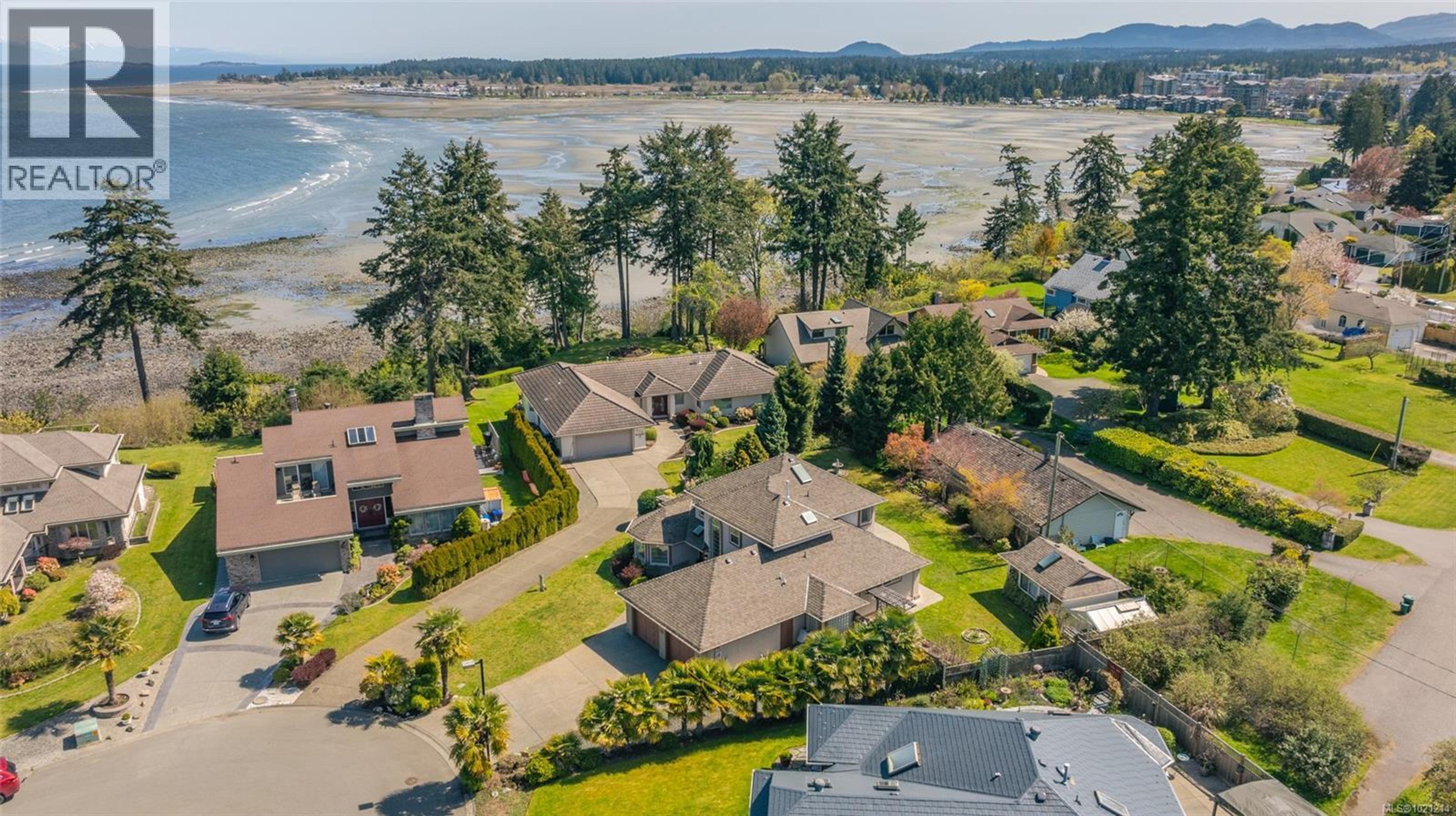 442 HEATHER PL - Image 2