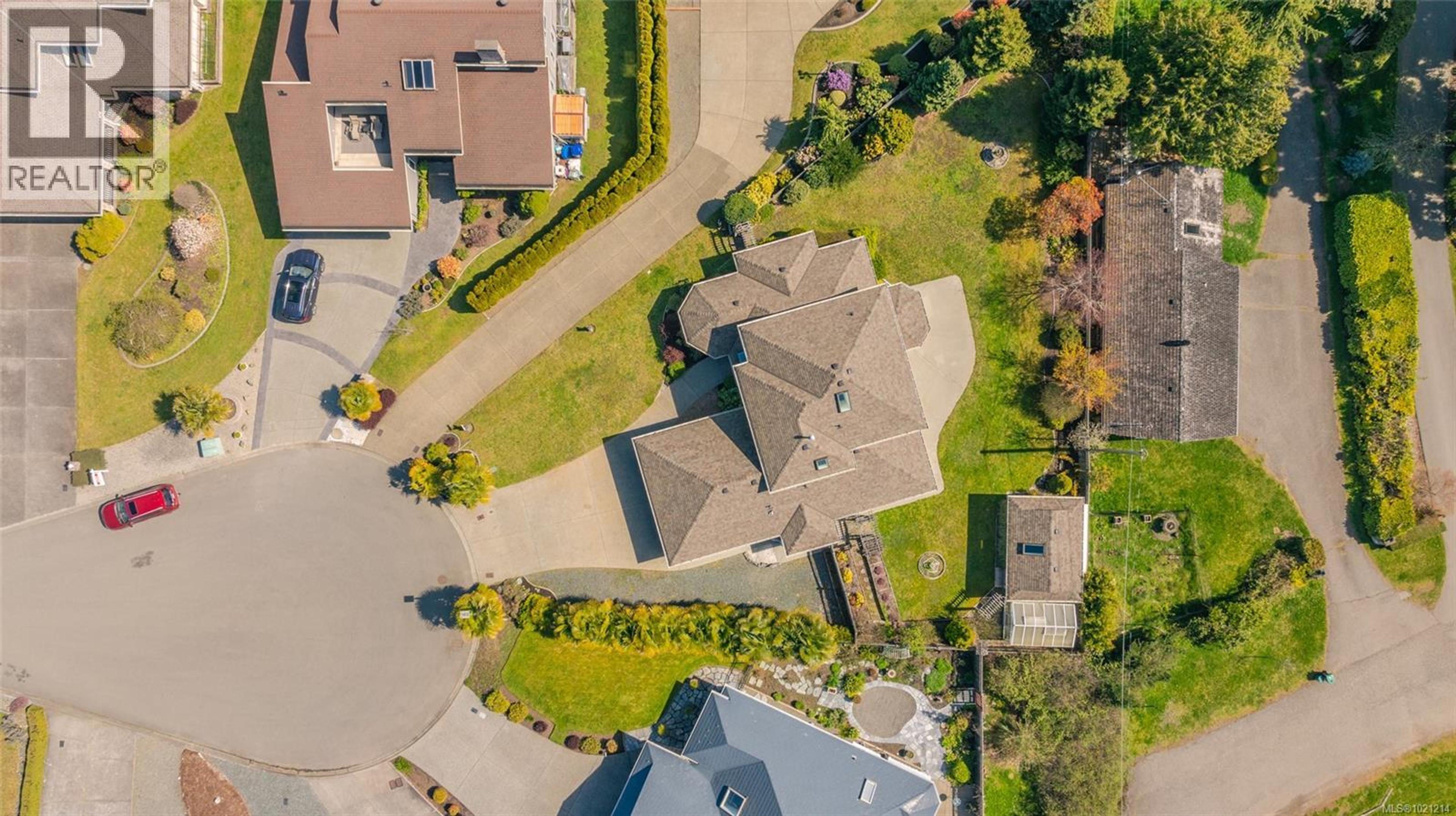 442 HEATHER PL - Image 3