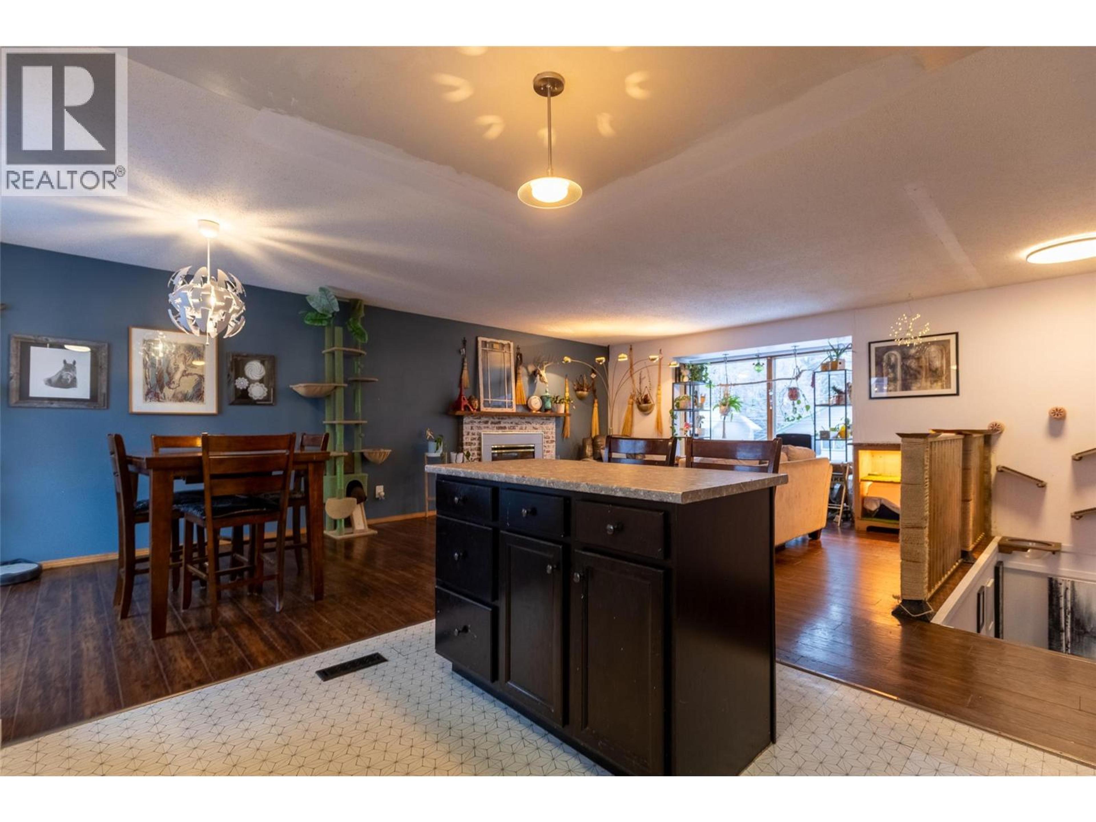 3 MT PROCTOR AVENUE - Image 10