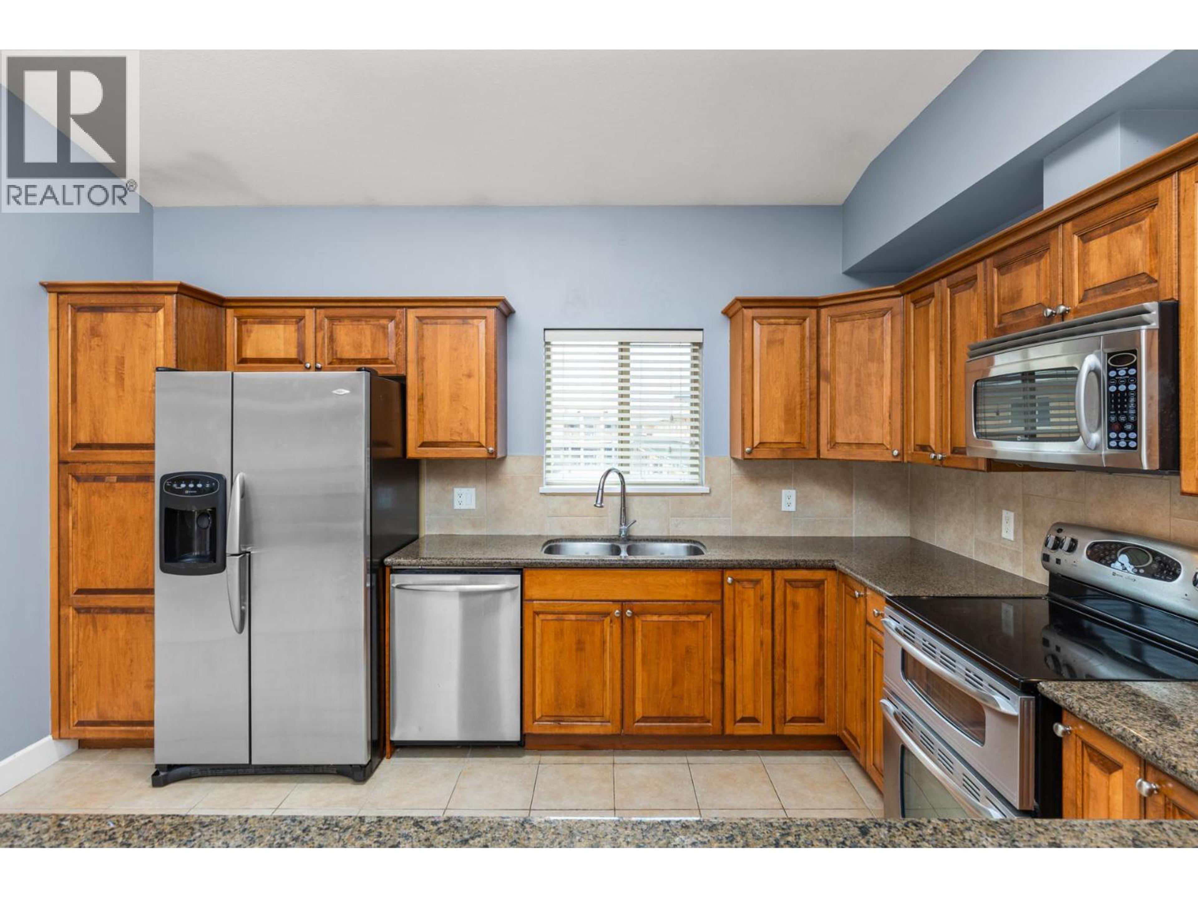 #335 3996 BEACH AVENUE - 10