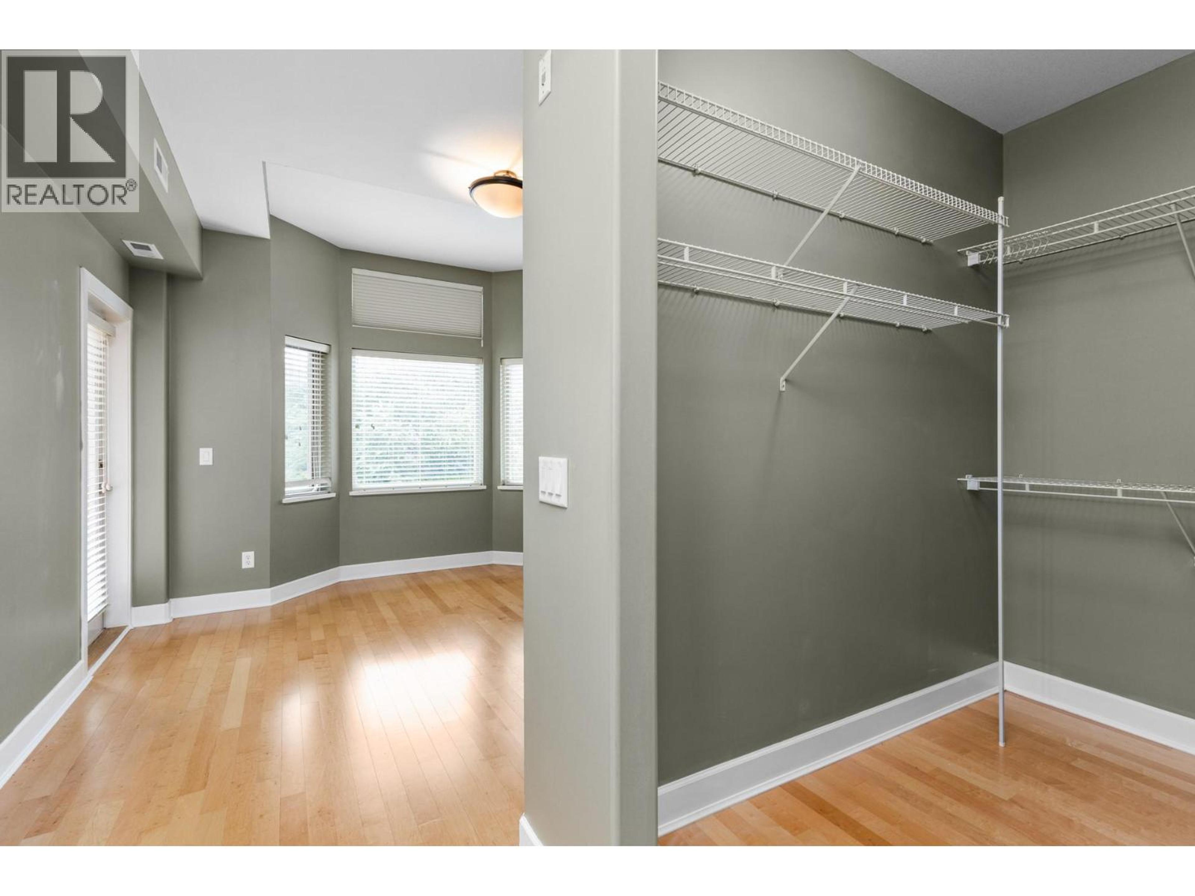 #335 3996 BEACH AVENUE - 23