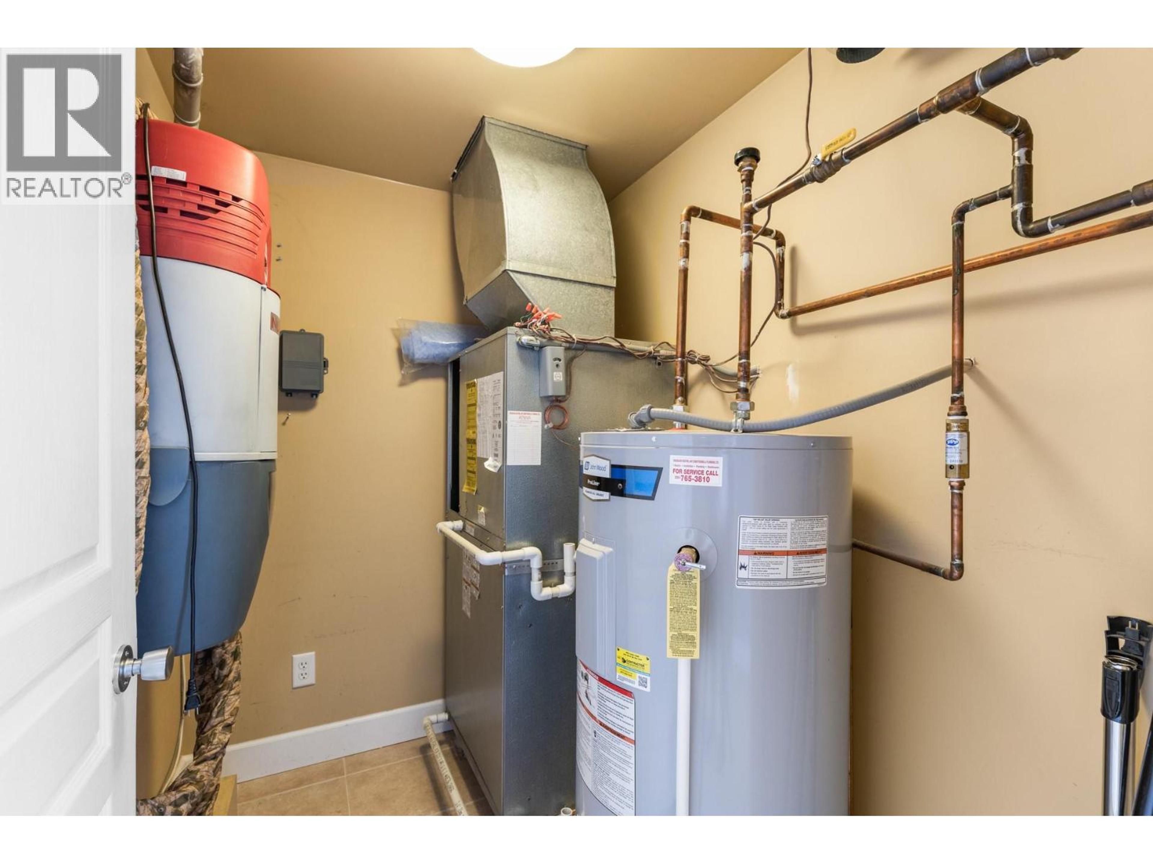 #335 3996 BEACH AVENUE - 28