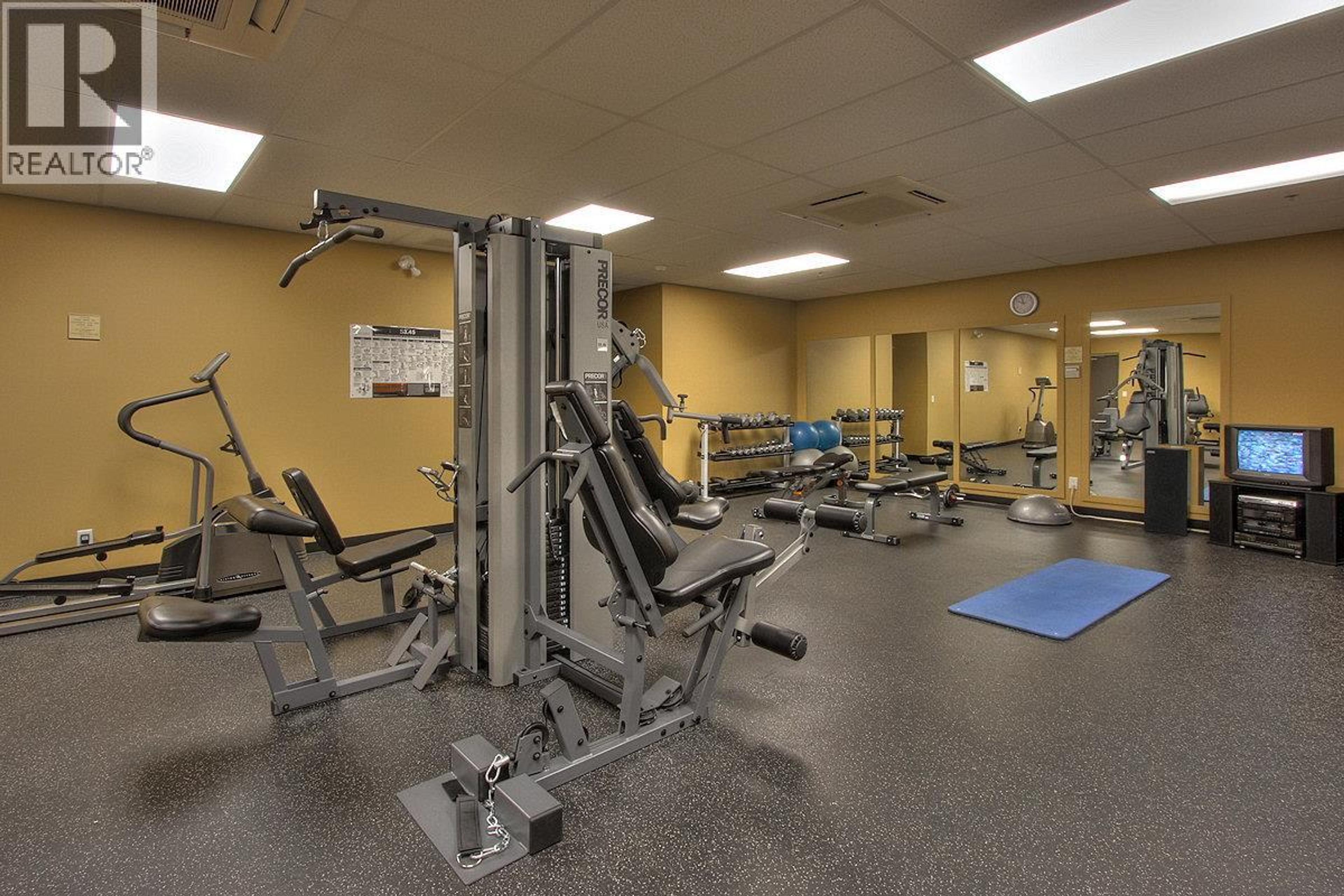 #335 3996 BEACH AVENUE - 34