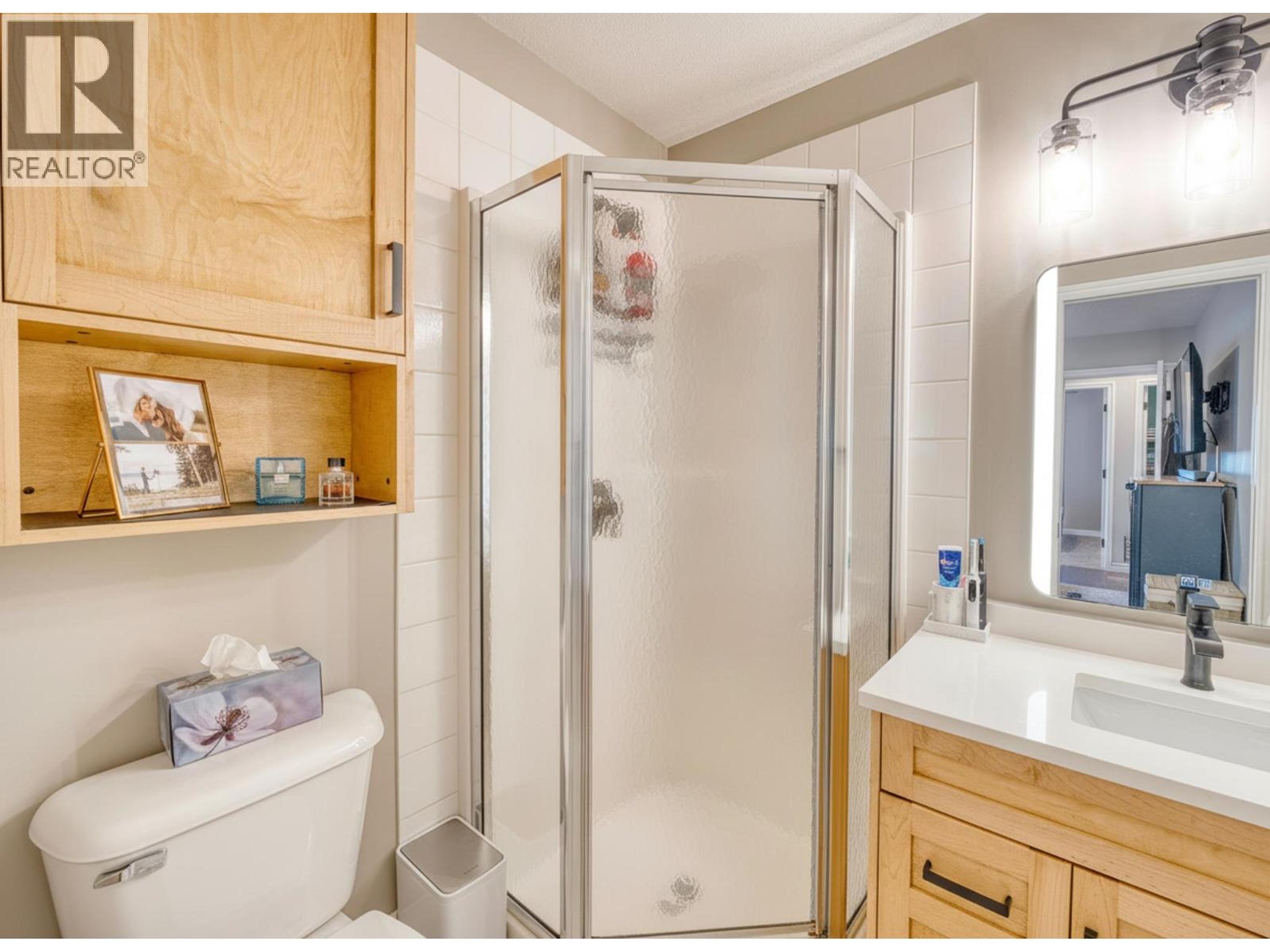 8724 113 AVENUE - 12