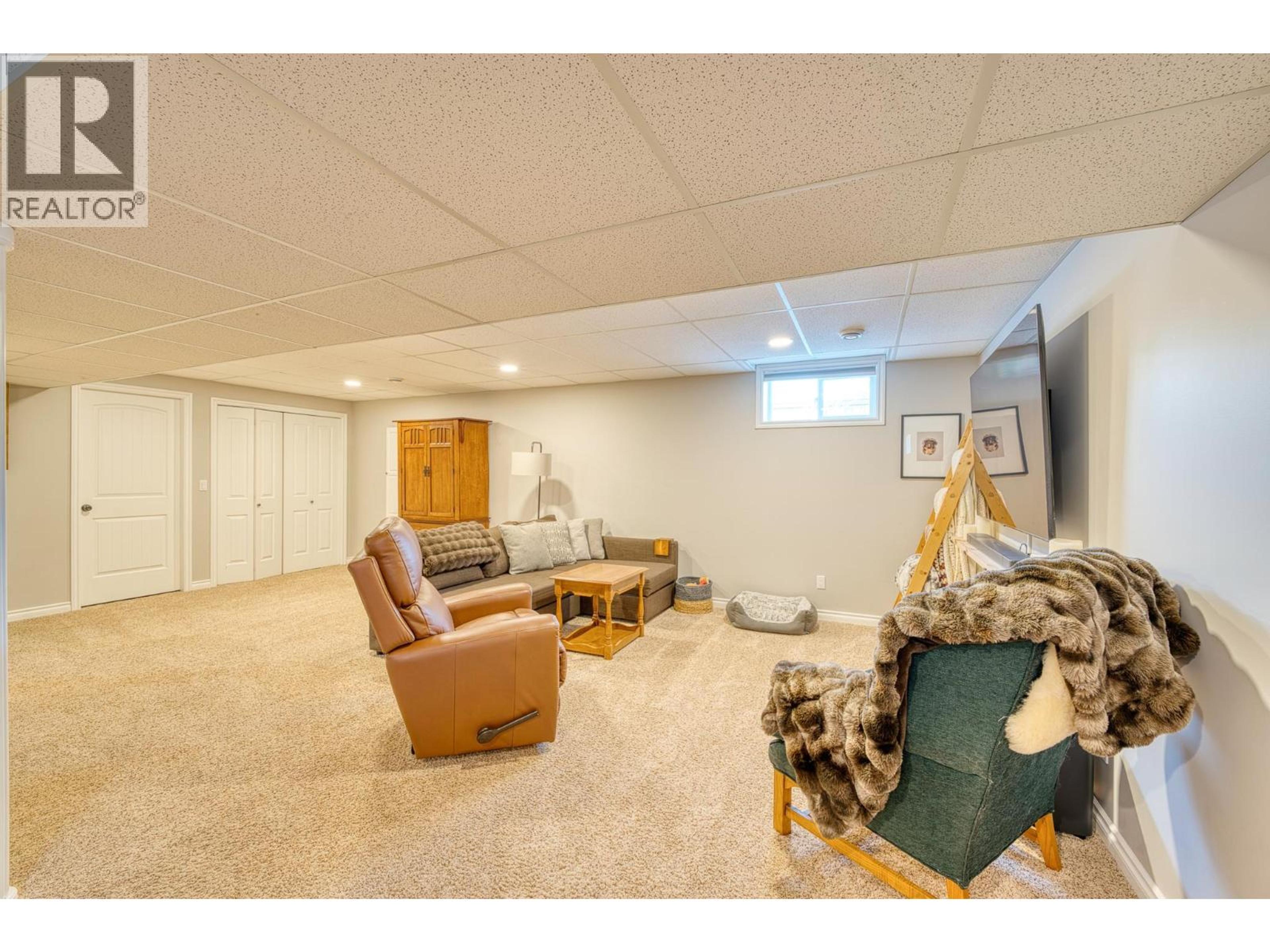 8724 113 AVENUE - 18