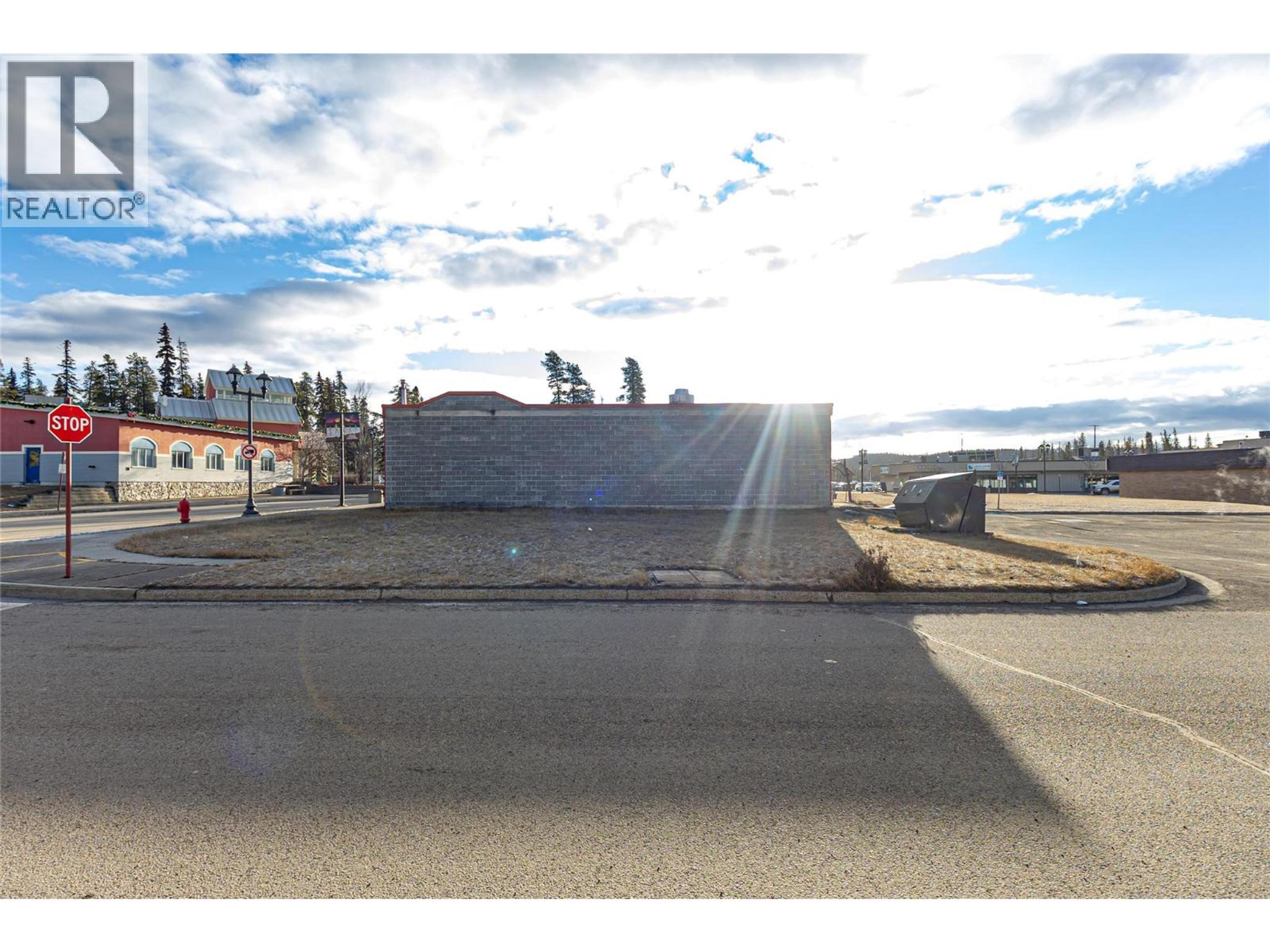 310 ILES WAY - Image 6