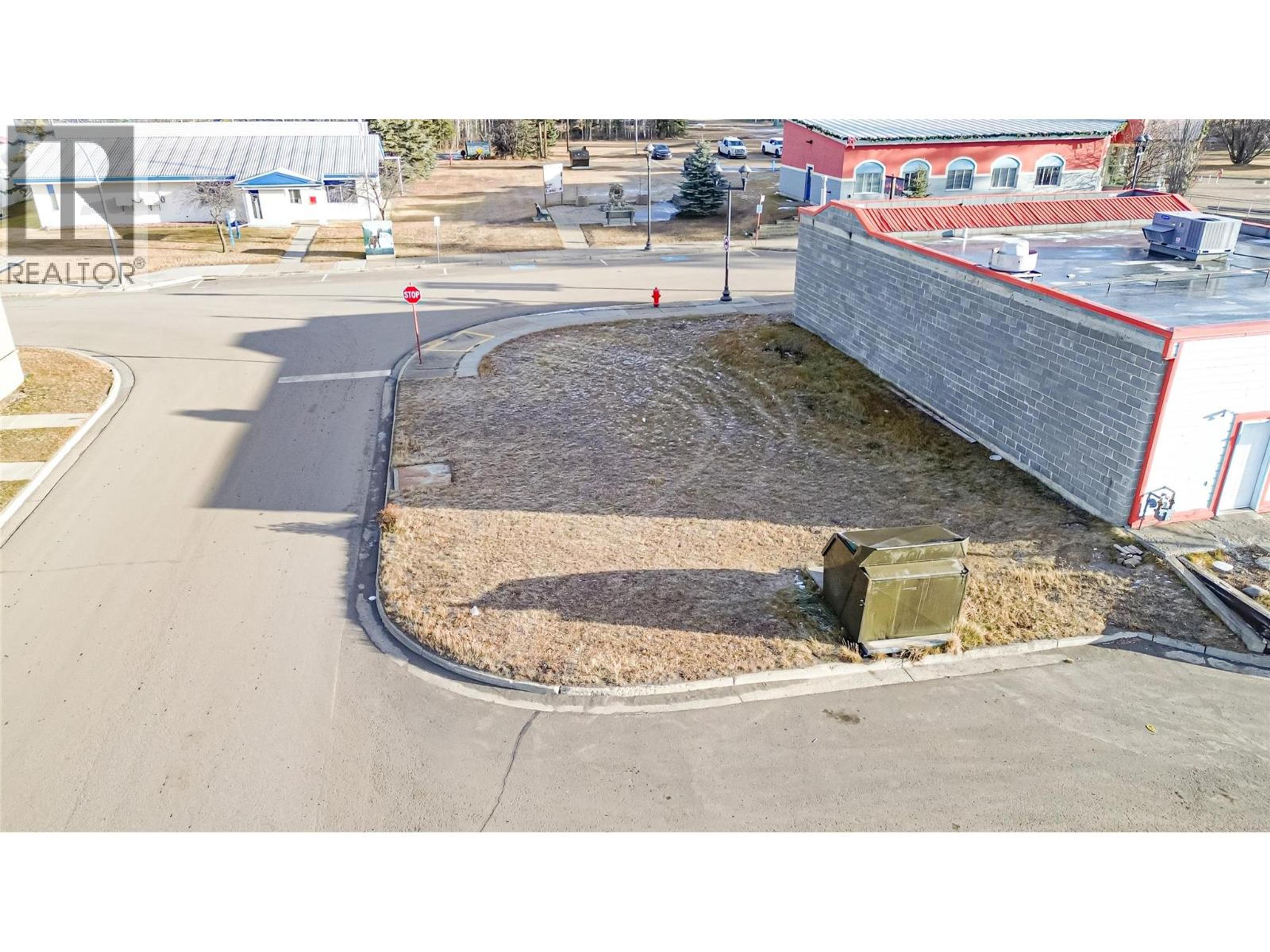 310 ILES WAY - Image 4