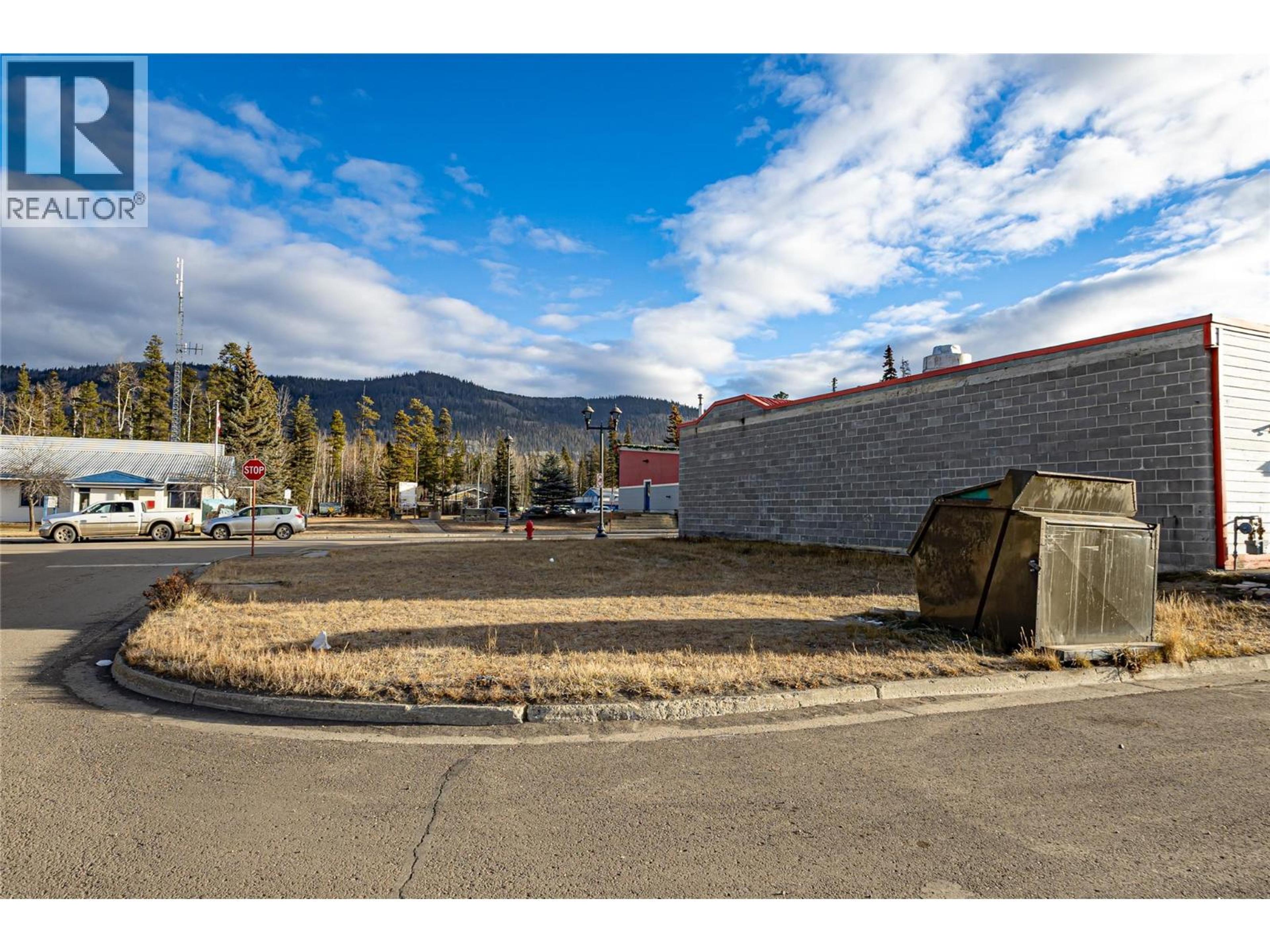 310 ILES WAY - Image 9