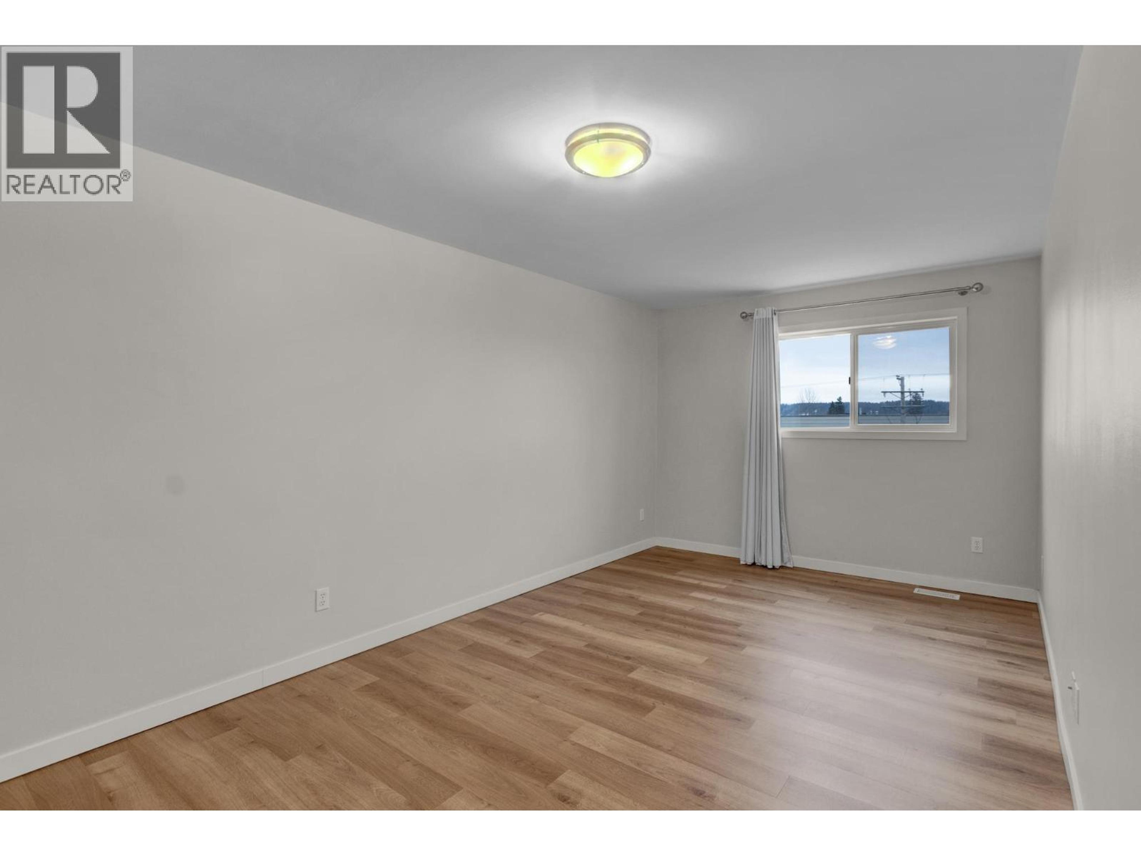 #206 3363 WESTWOOD DRIVE - 15