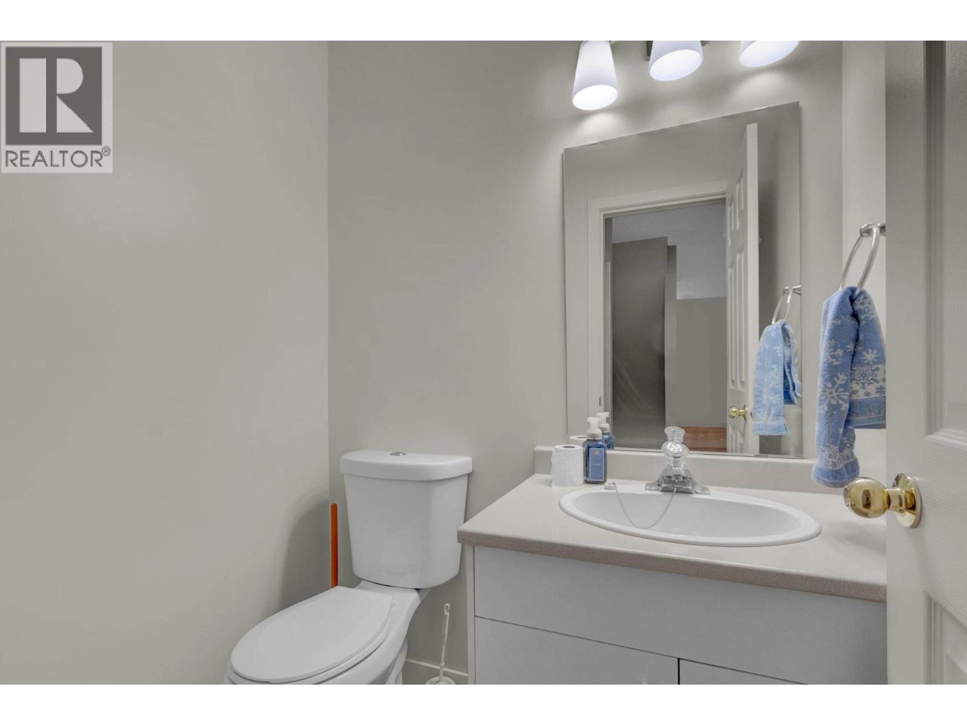 #206 3363 WESTWOOD DRIVE - 13