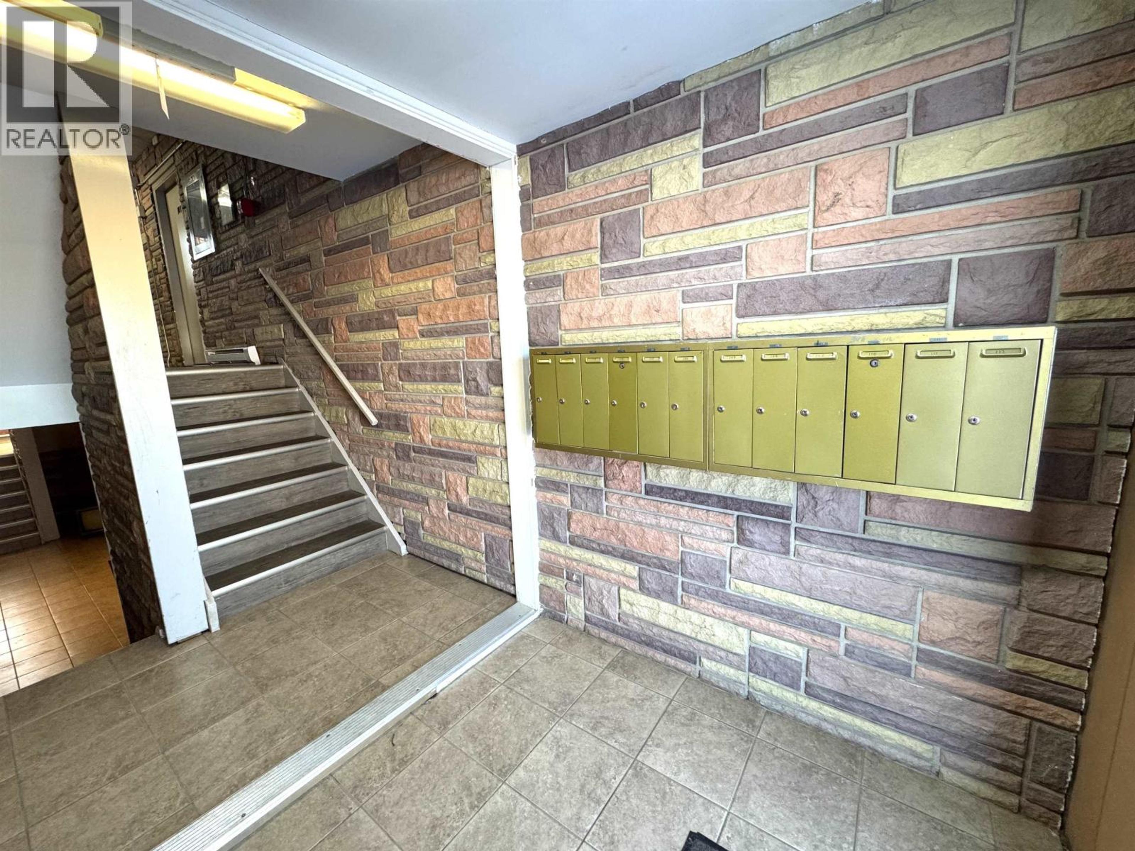 #105 9807 104 AVENUE - 6