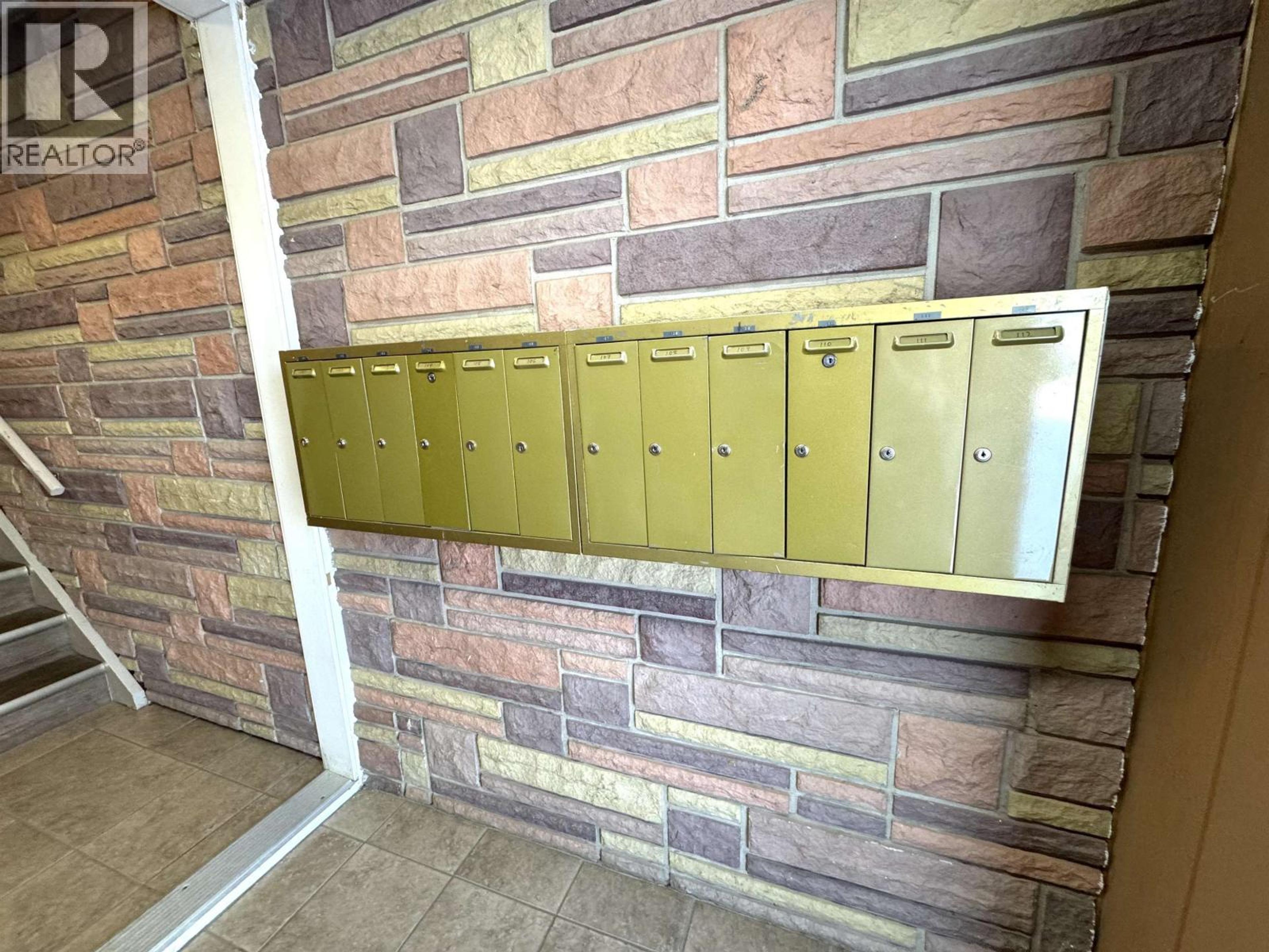 #105 9807 104 AVENUE - 5