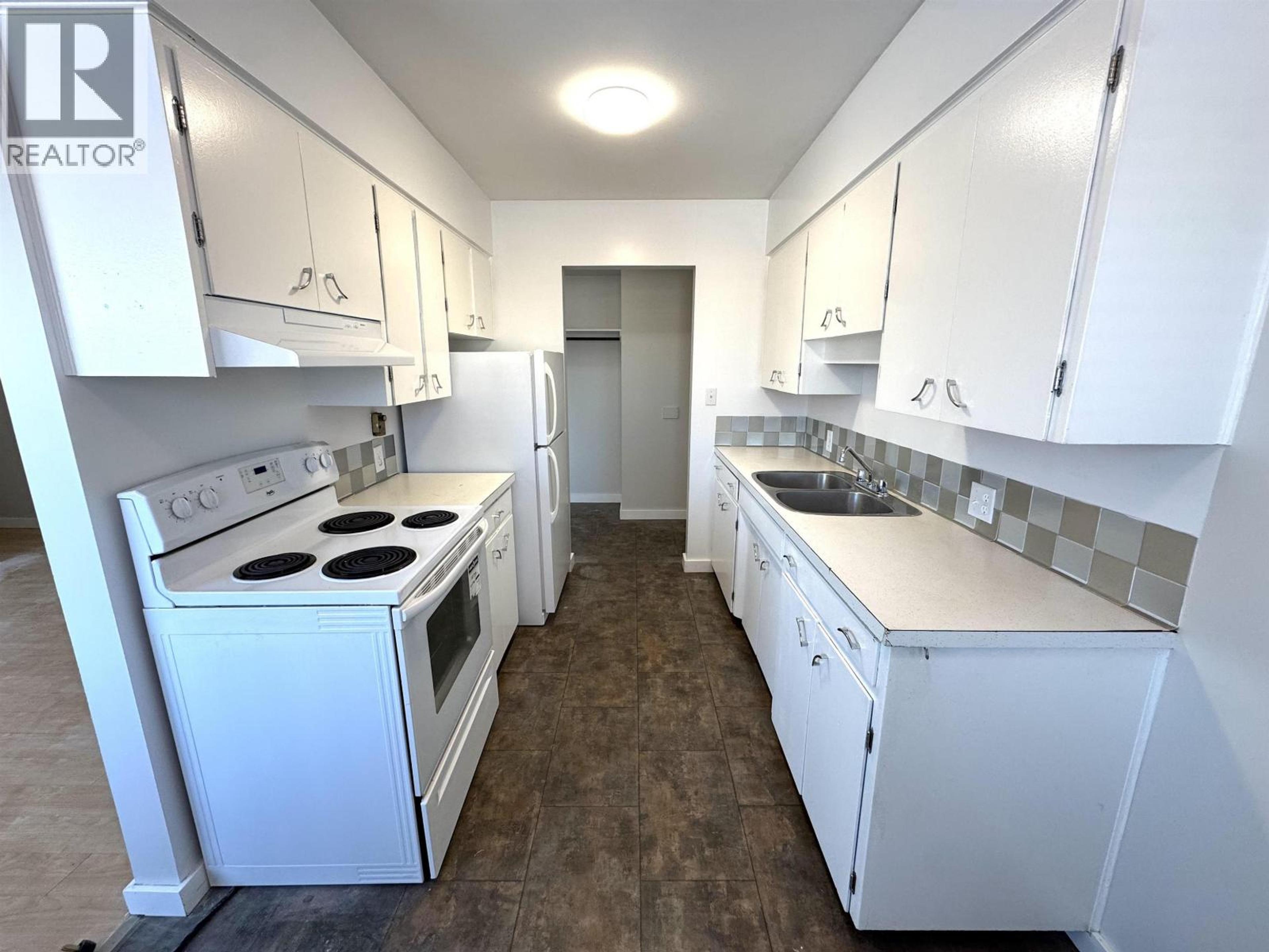 #105 9807 104 AVENUE - 13