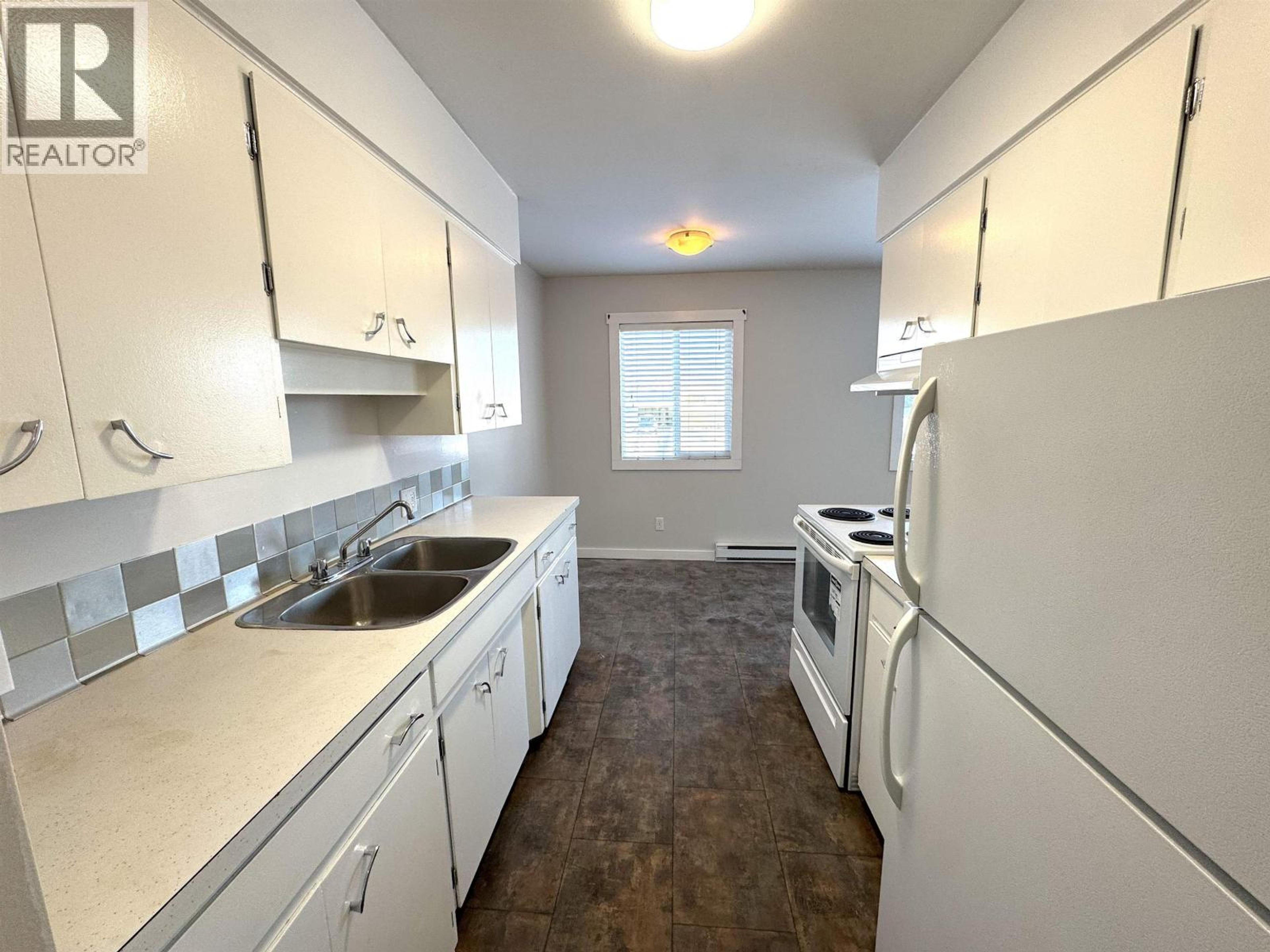 #105 9807 104 AVENUE - 12