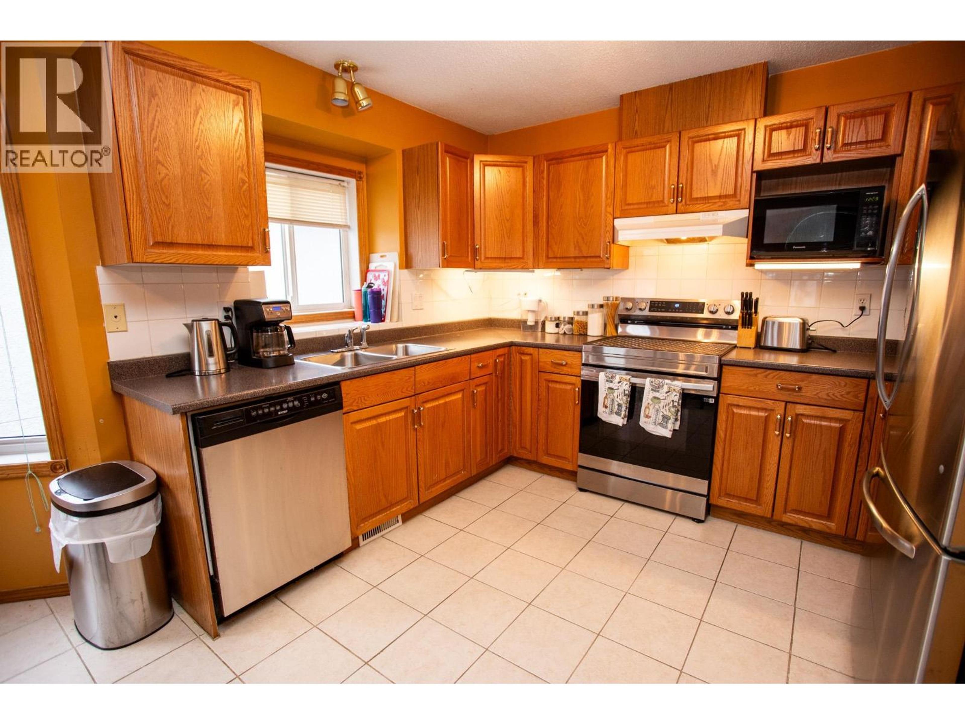 #108 6450 DAWSON ROAD - 8