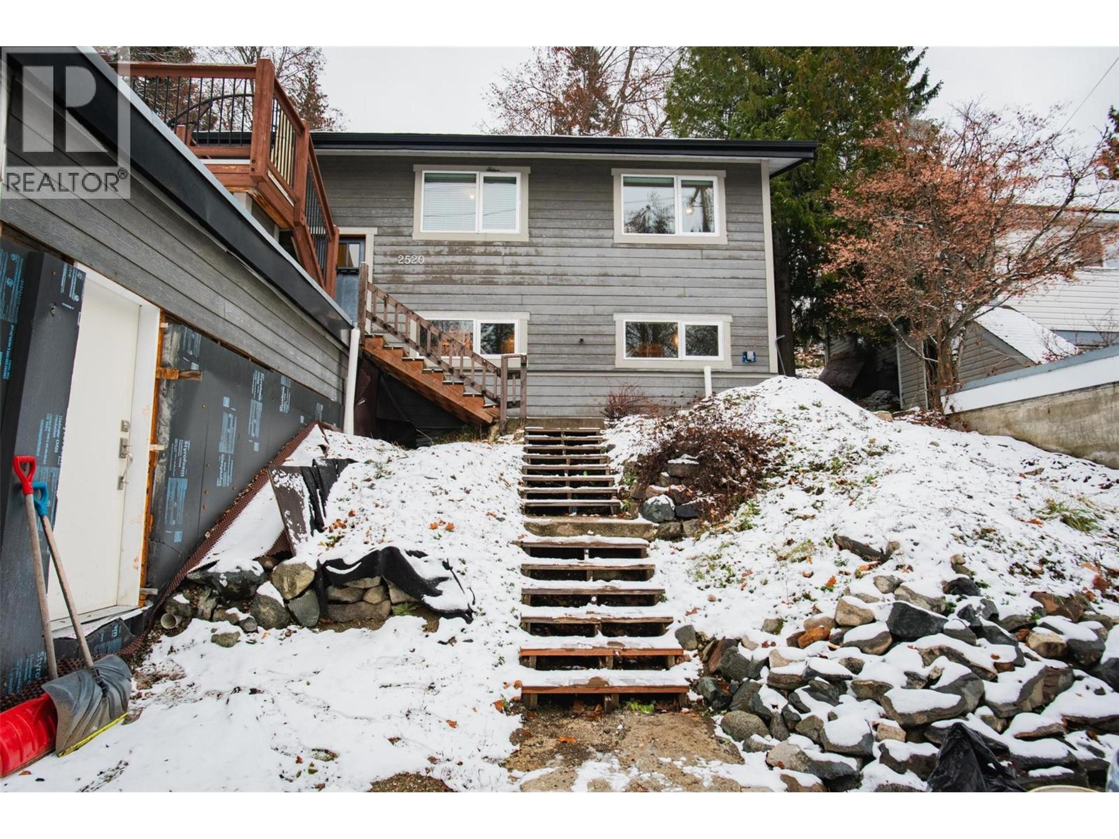 2520 COOK AVENUE - 46