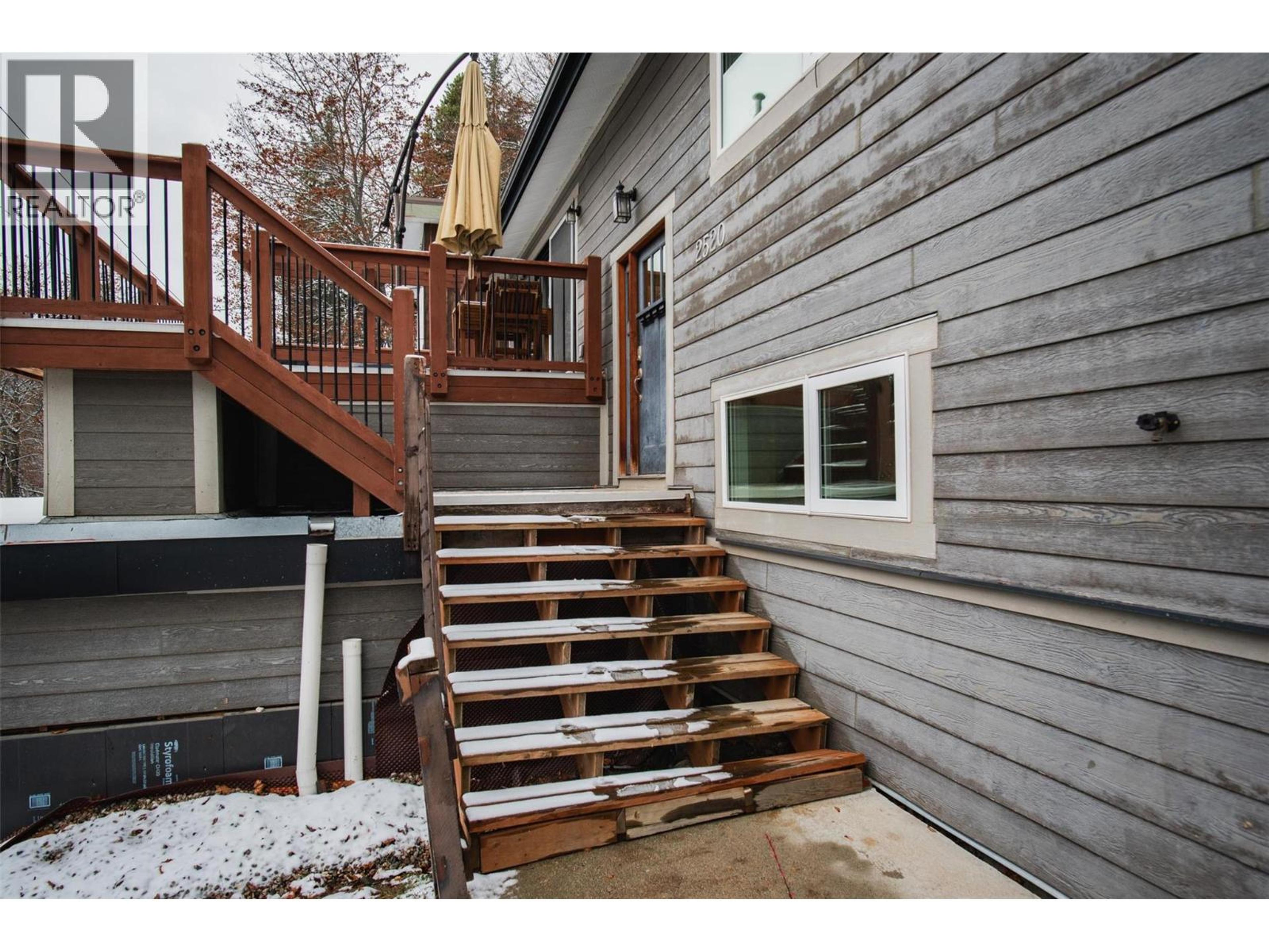 2520 COOK AVENUE - 48