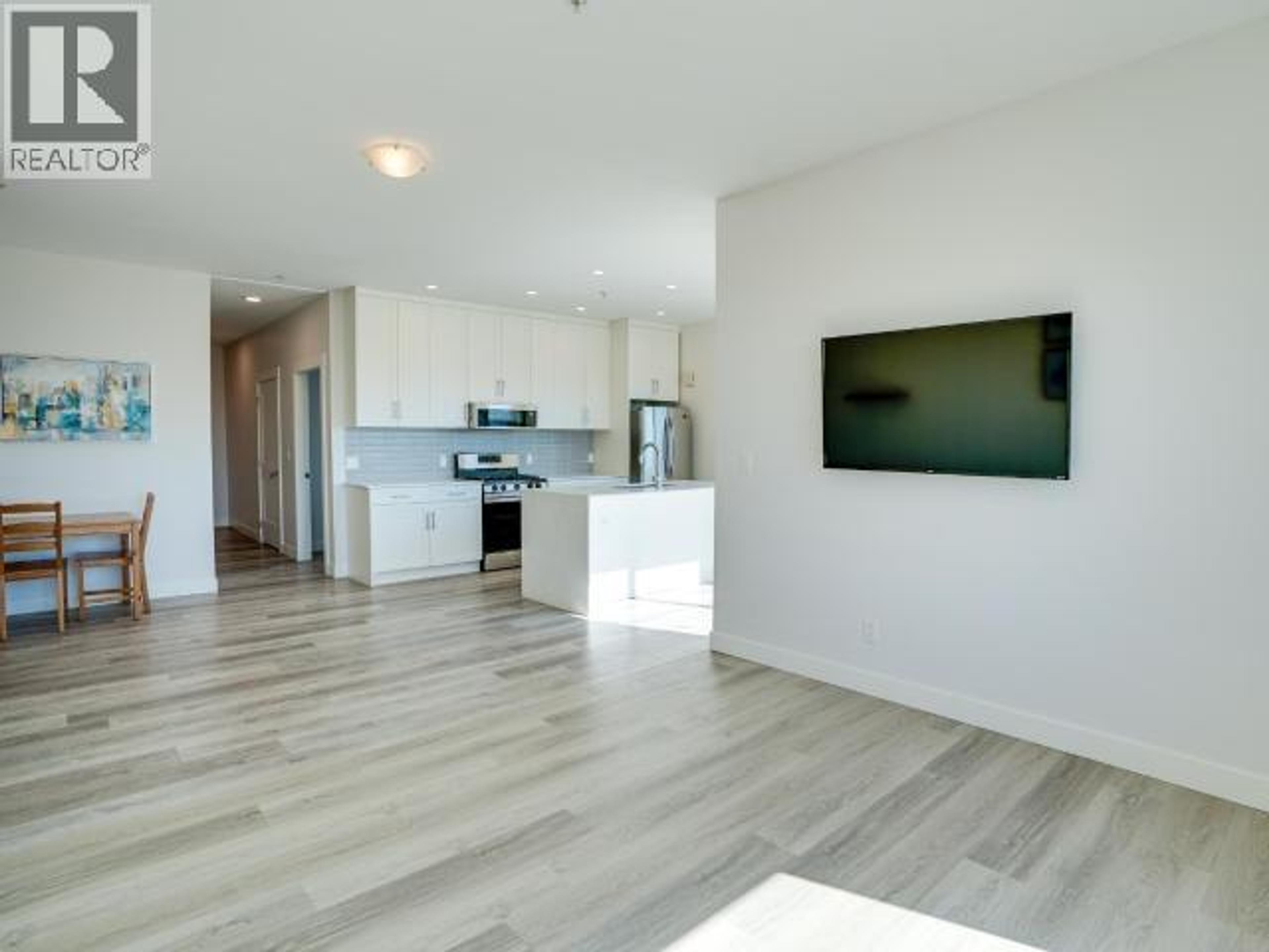 #401 7175 DUNCAN STREET - 11