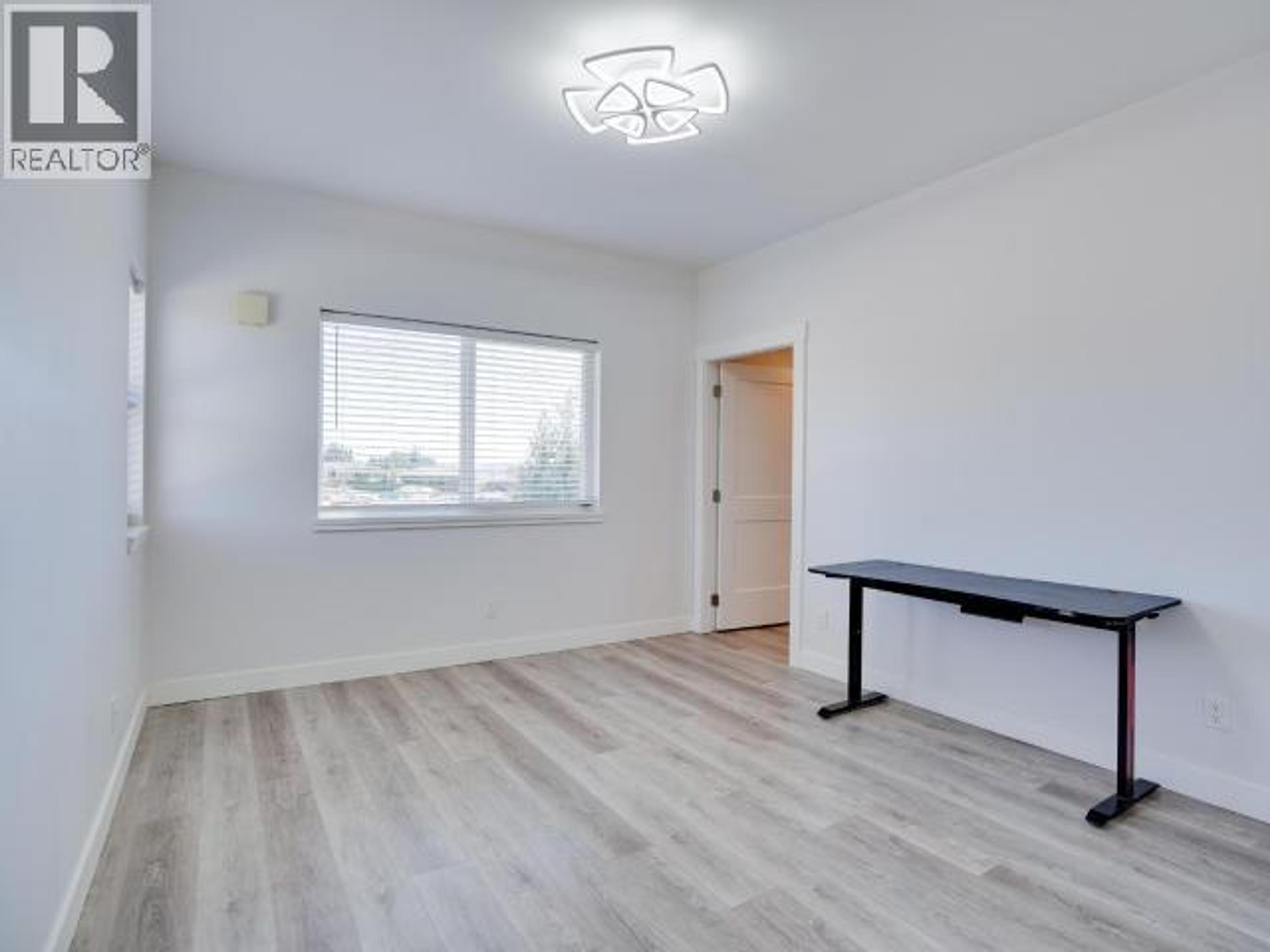 #401 7175 DUNCAN STREET - 13