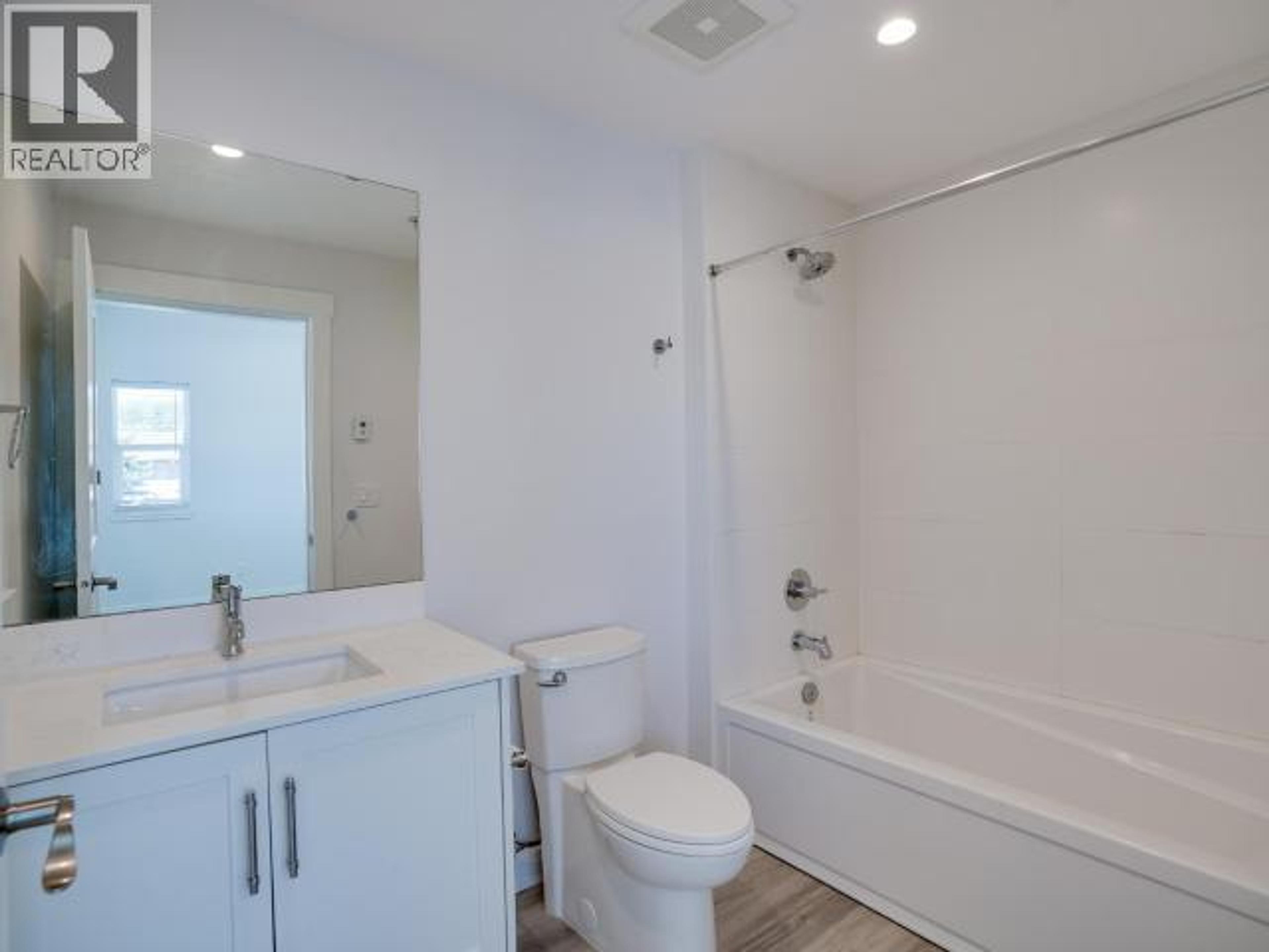 #401 7175 DUNCAN STREET - 15