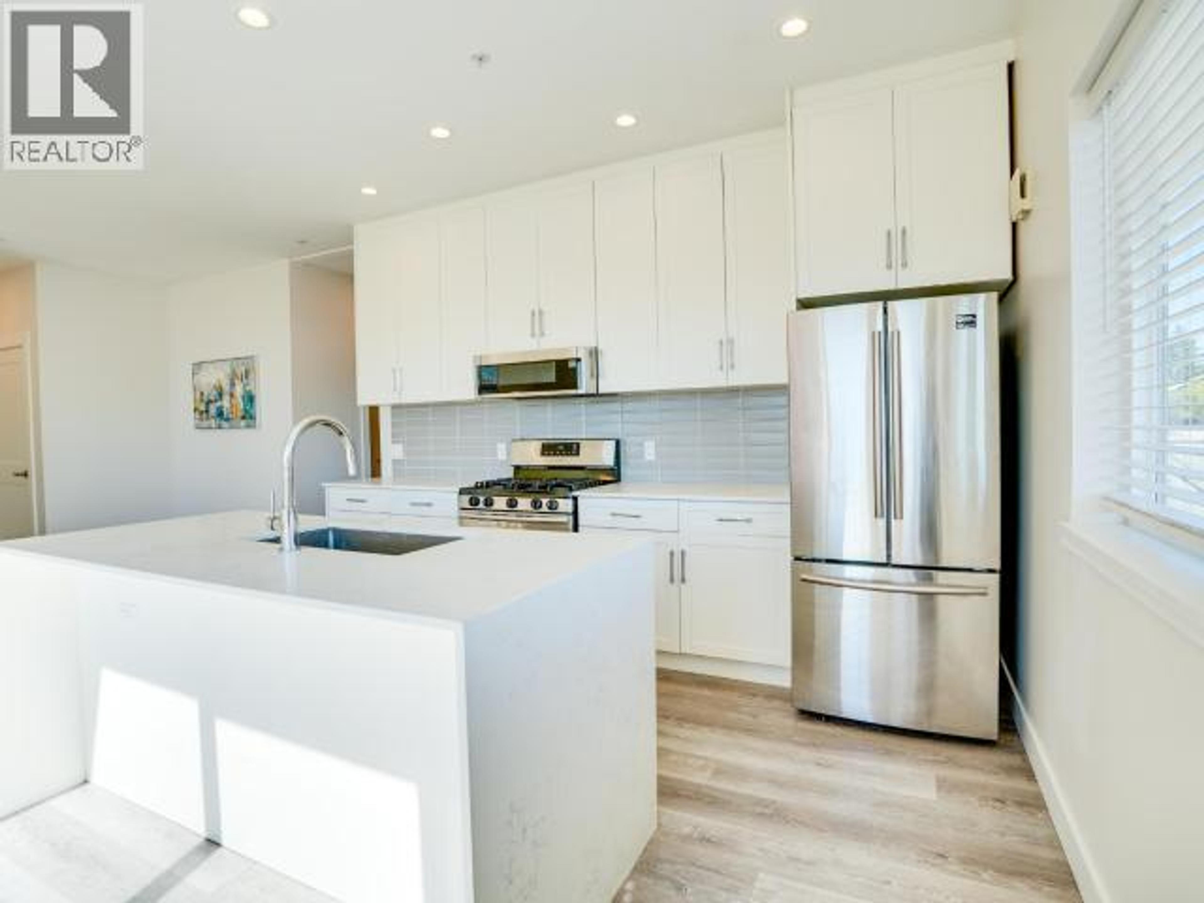 #401 7175 DUNCAN STREET - 8