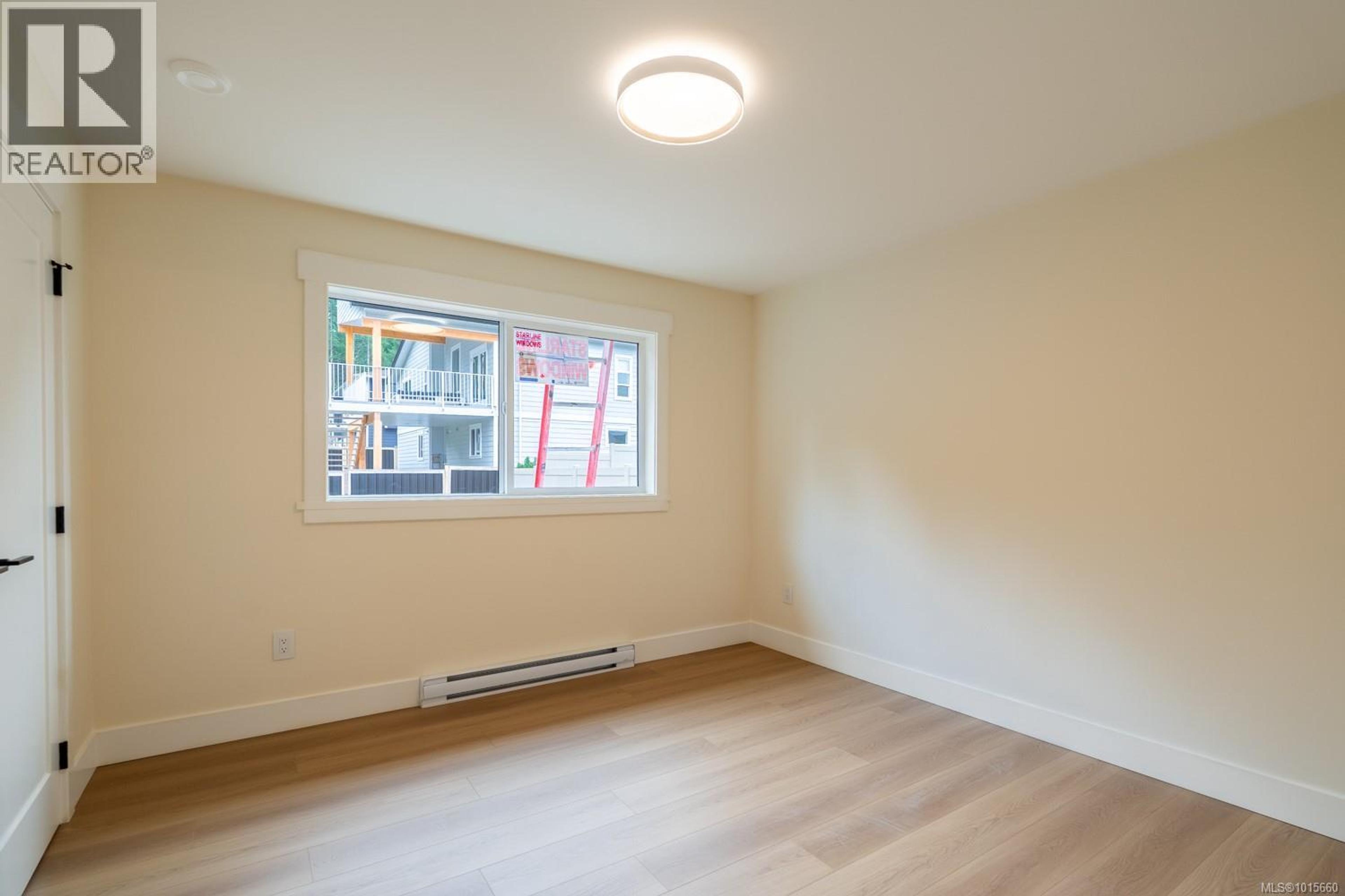 668 SANDERSON RD - 24