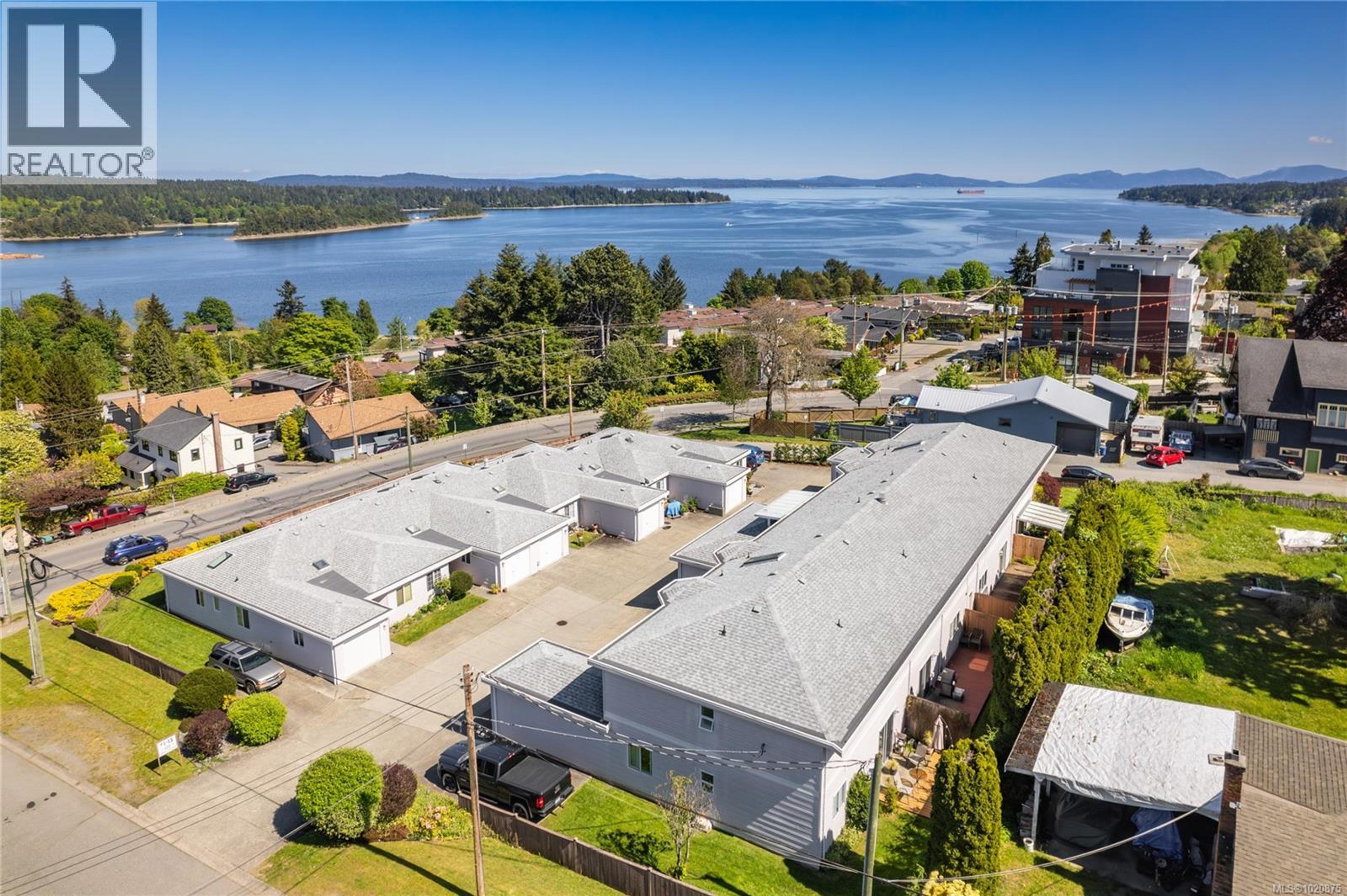 #3 100 FIRST AVE - 30