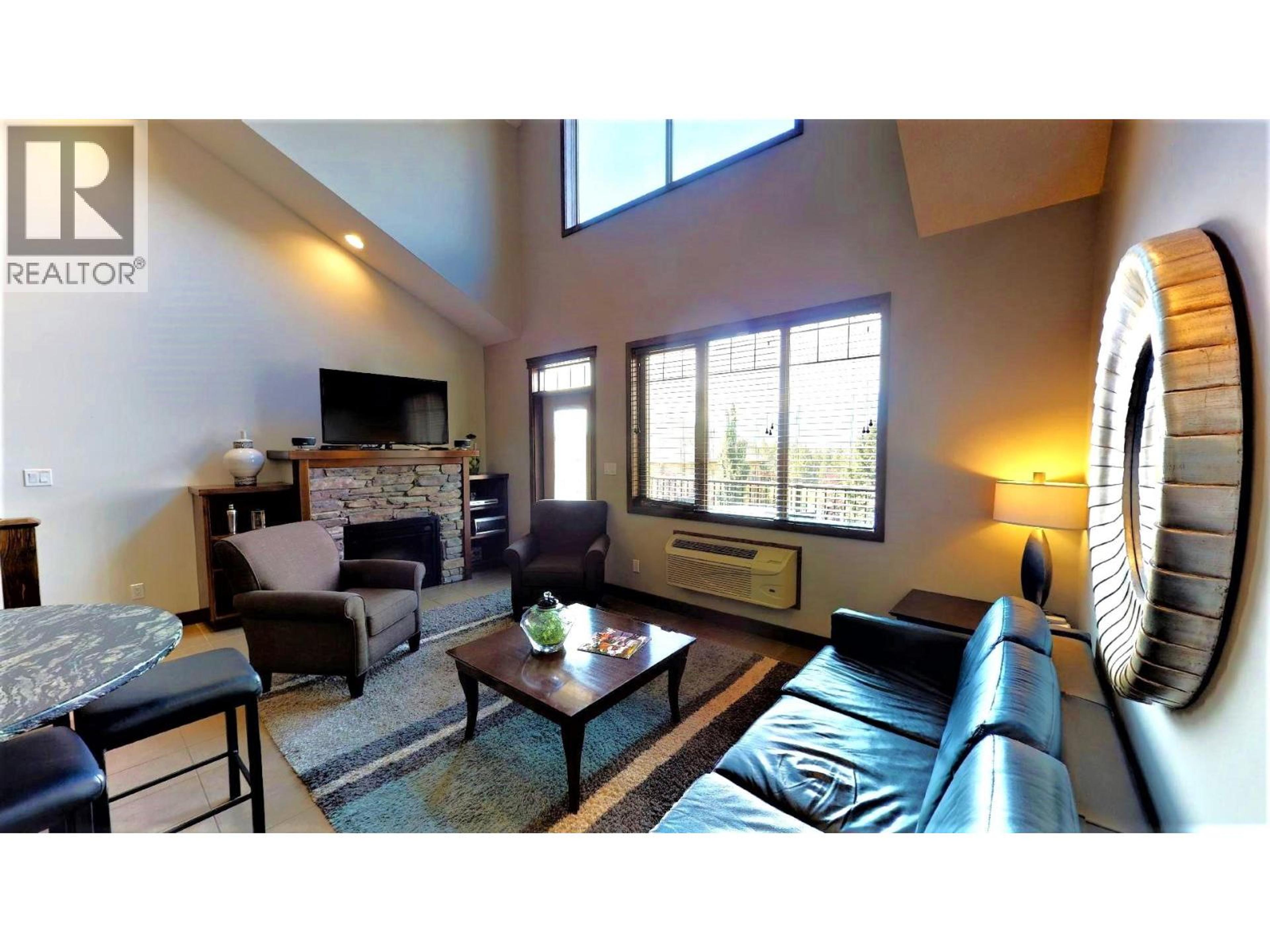 #735 M1 700 BIGHORN BOULEVARD - 5