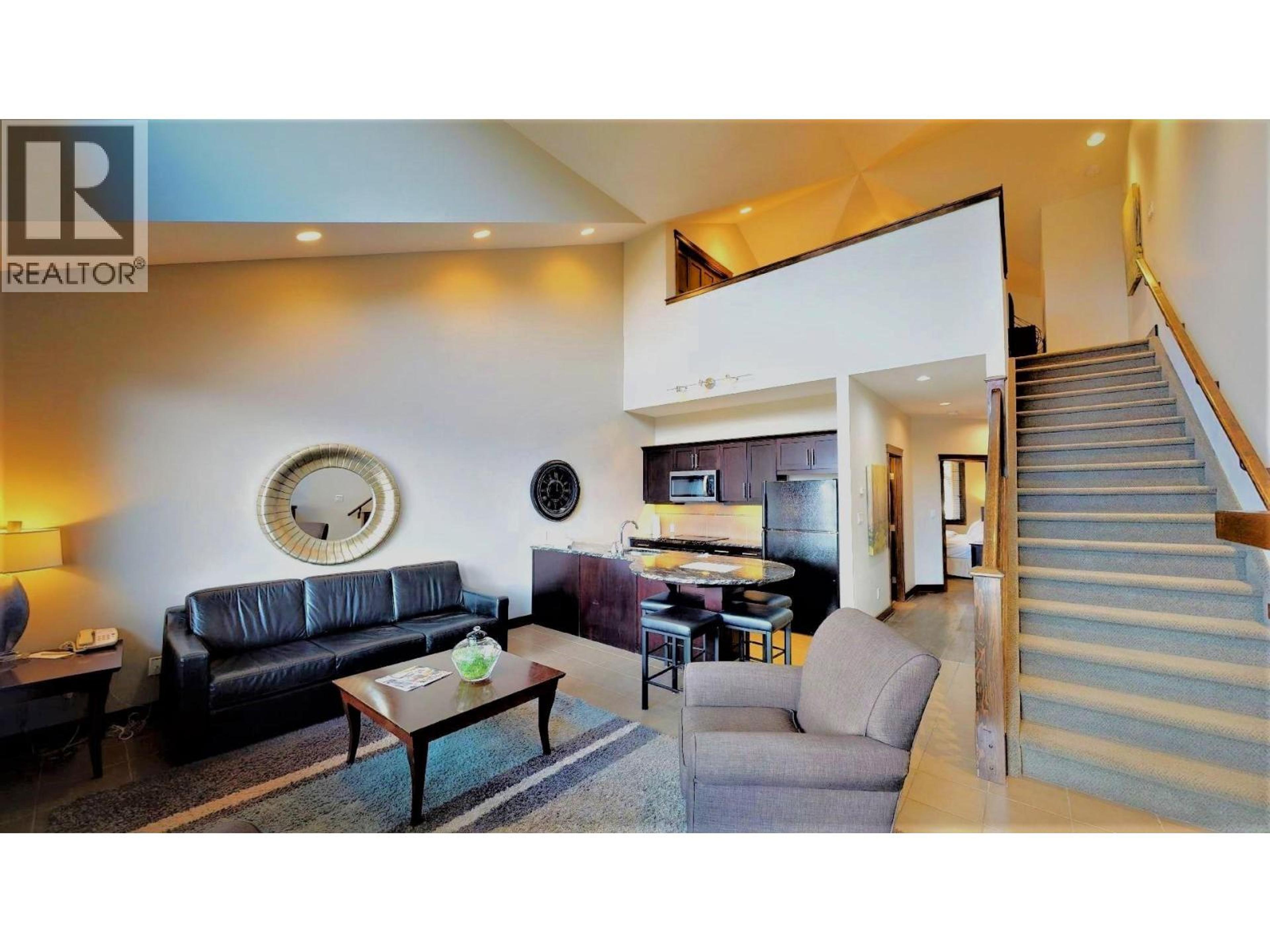 #735 M1 700 BIGHORN BOULEVARD - 31