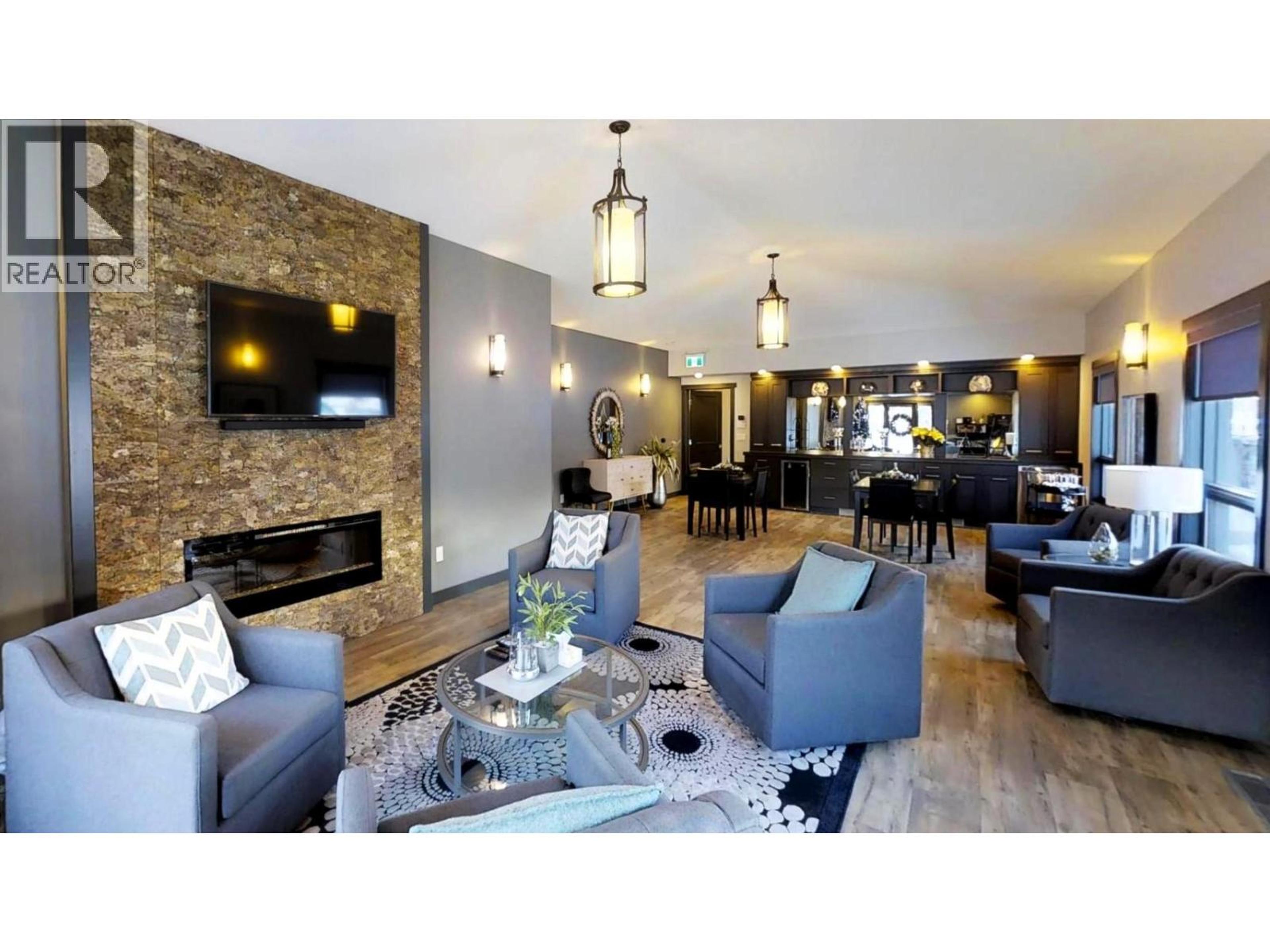 #735 M1 700 BIGHORN BOULEVARD - 67