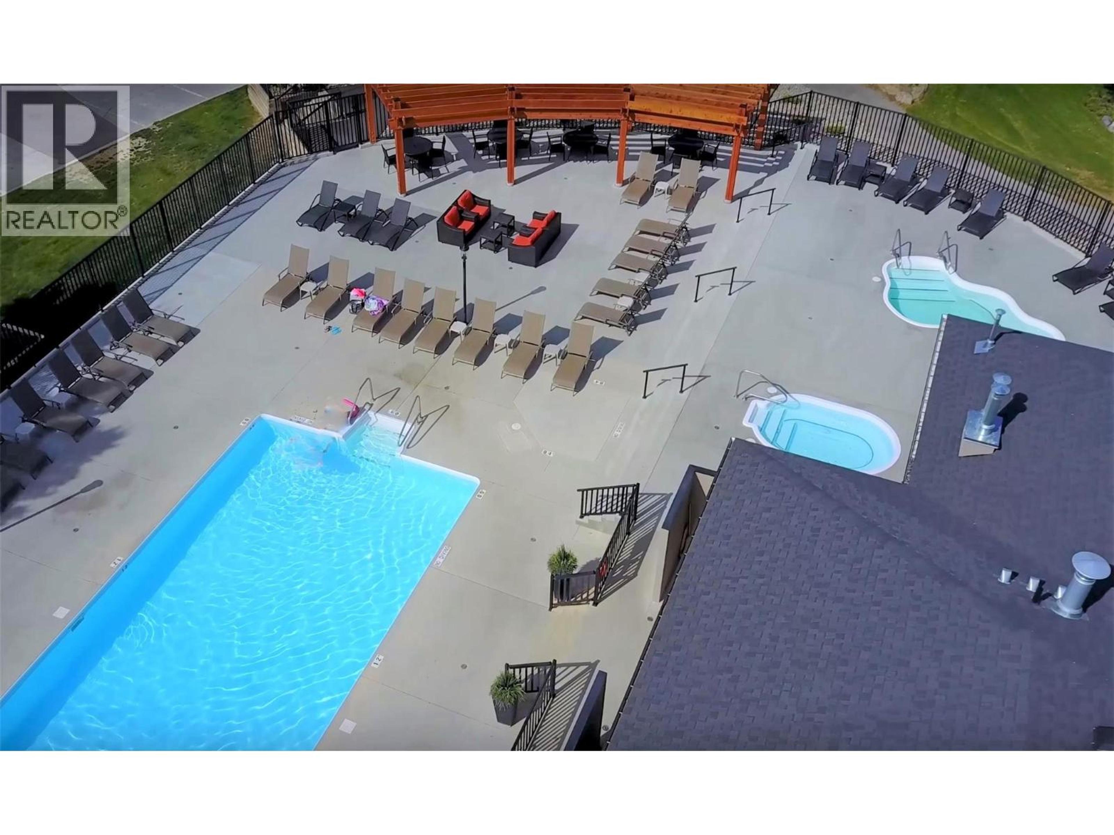 #735 M1 700 BIGHORN BOULEVARD - 58