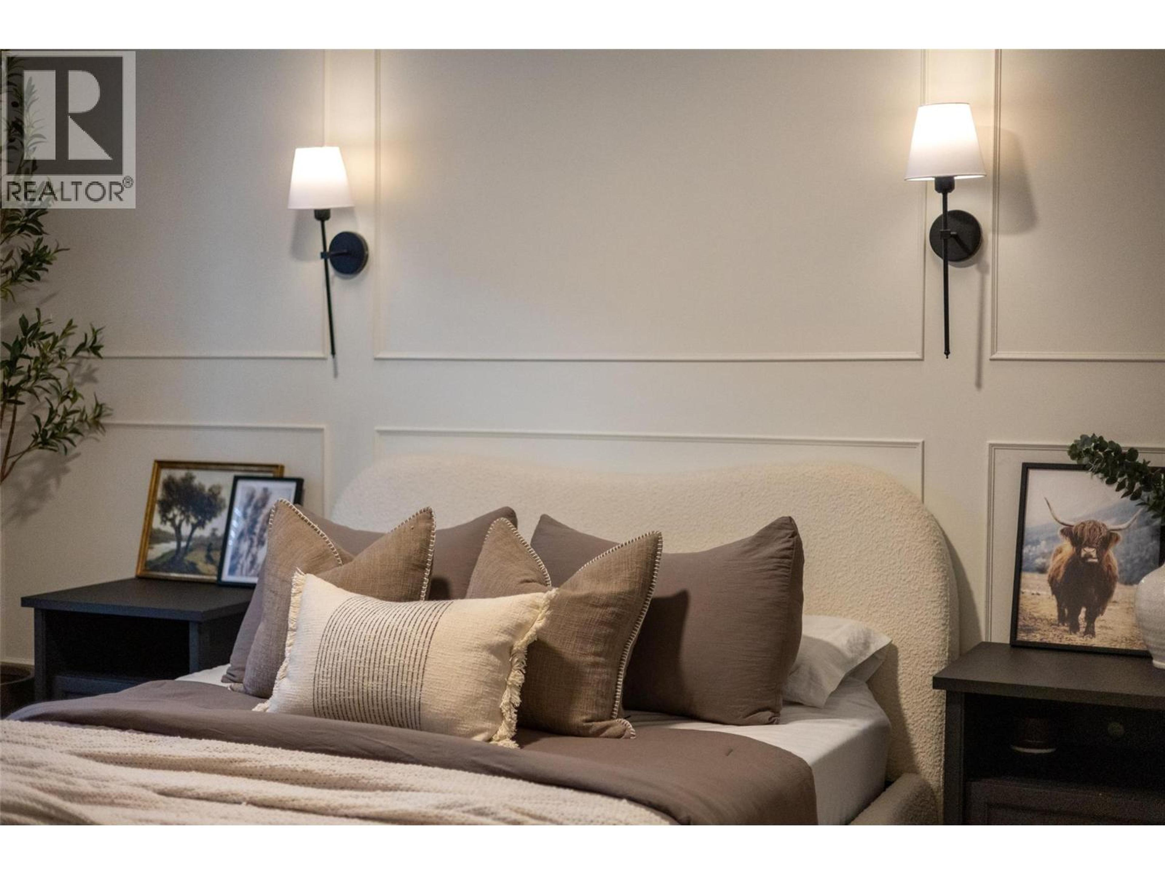 #104 1330 WHITEWOOD CRESCENT - 29