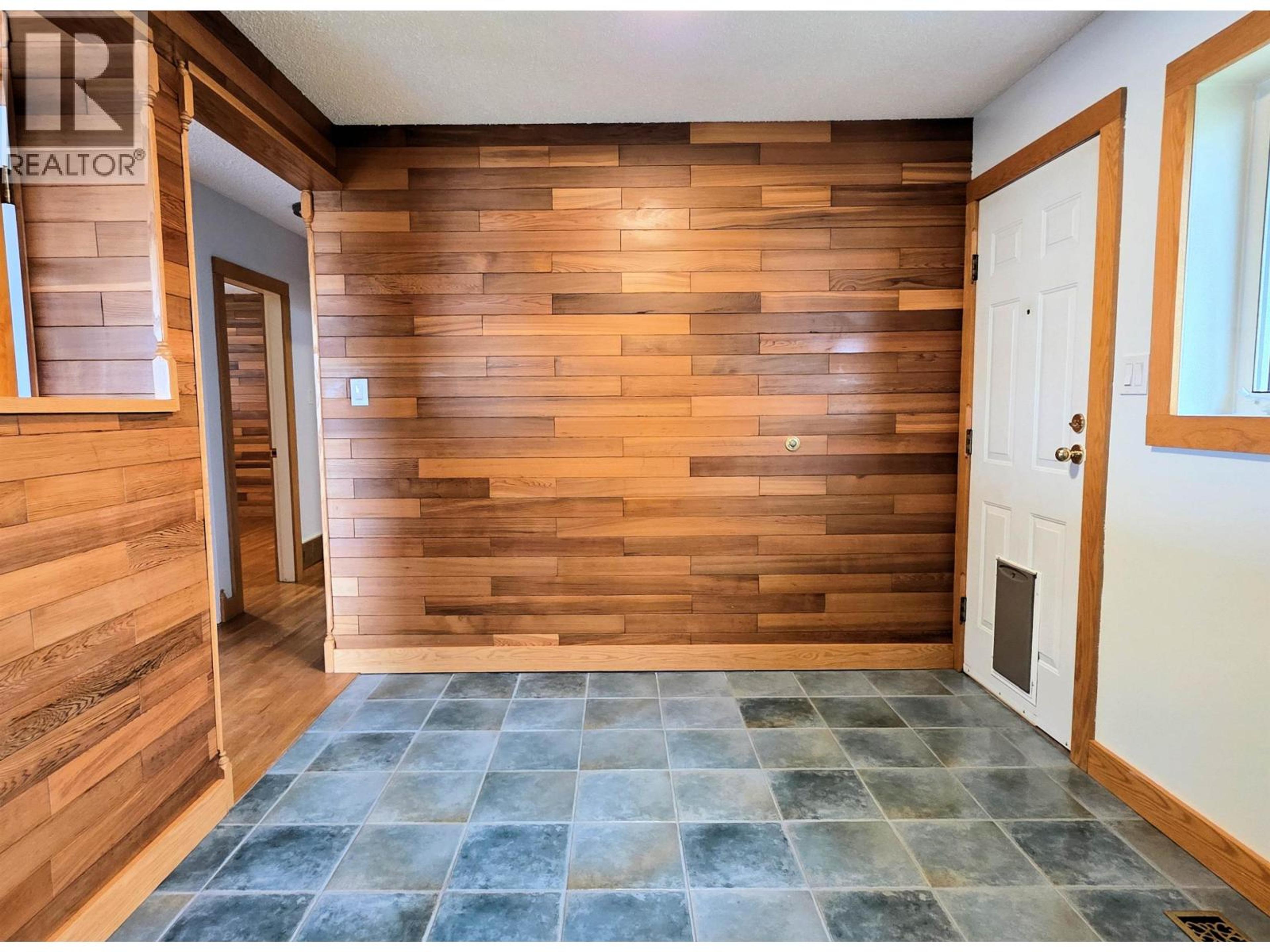 10 MCDONALD AVENUE - 13