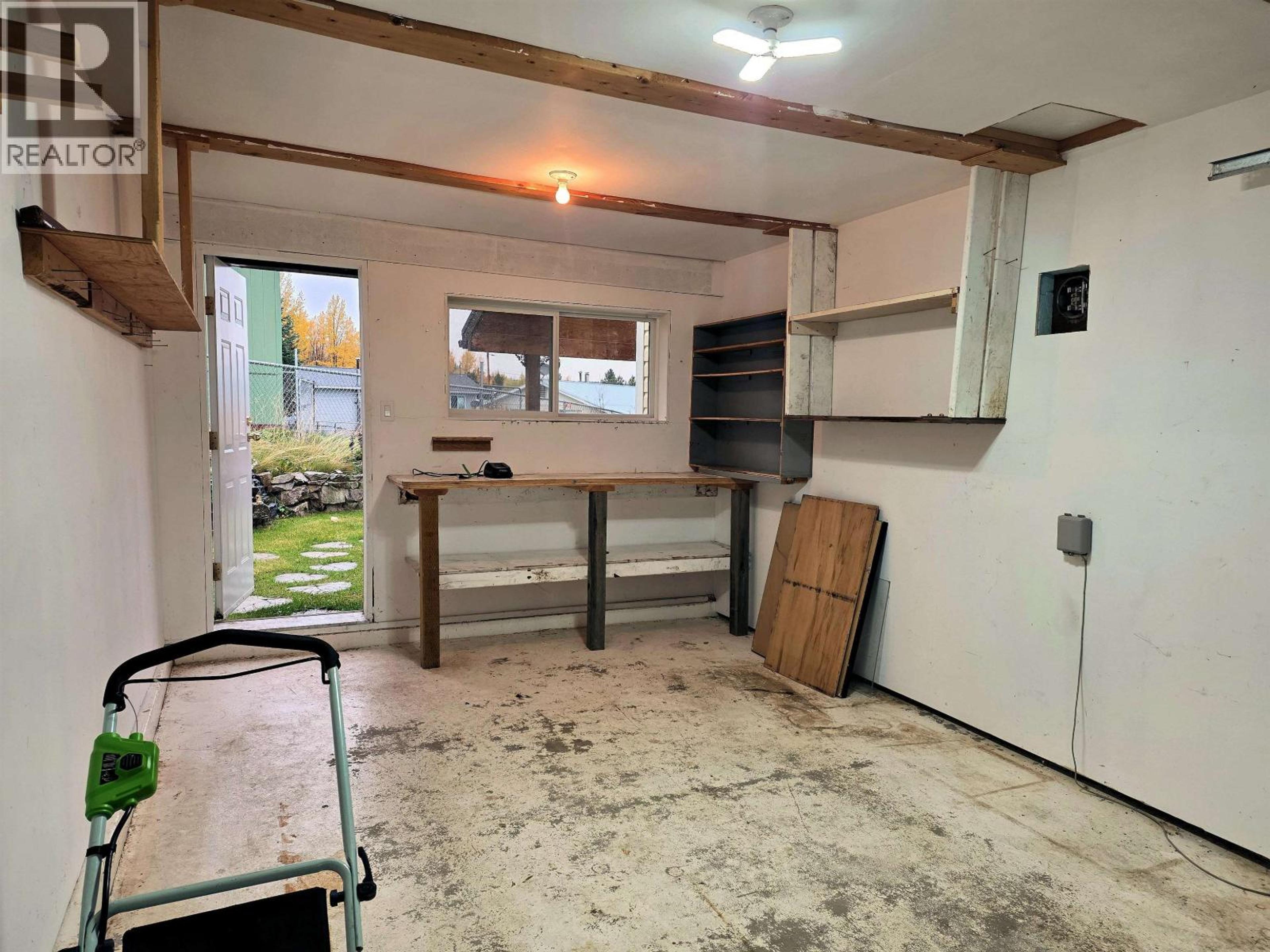 10 MCDONALD AVENUE - 31