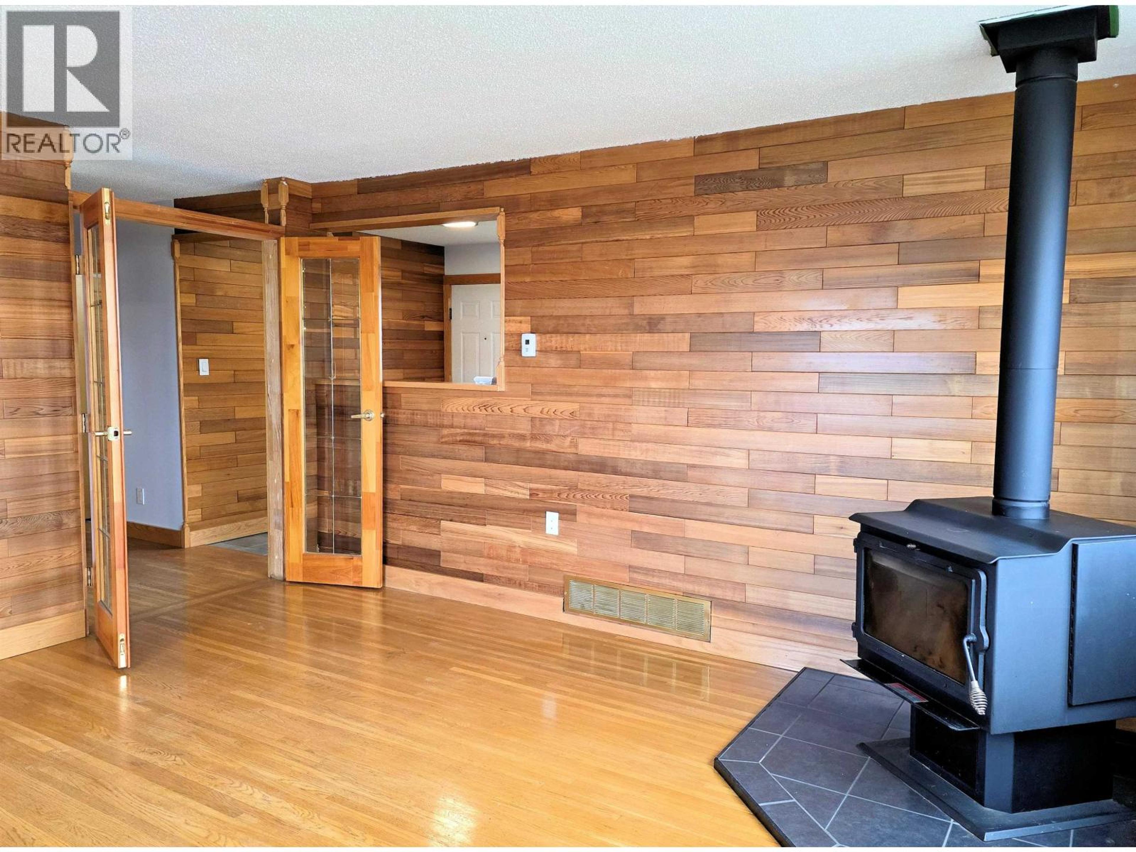 10 MCDONALD AVENUE - 8