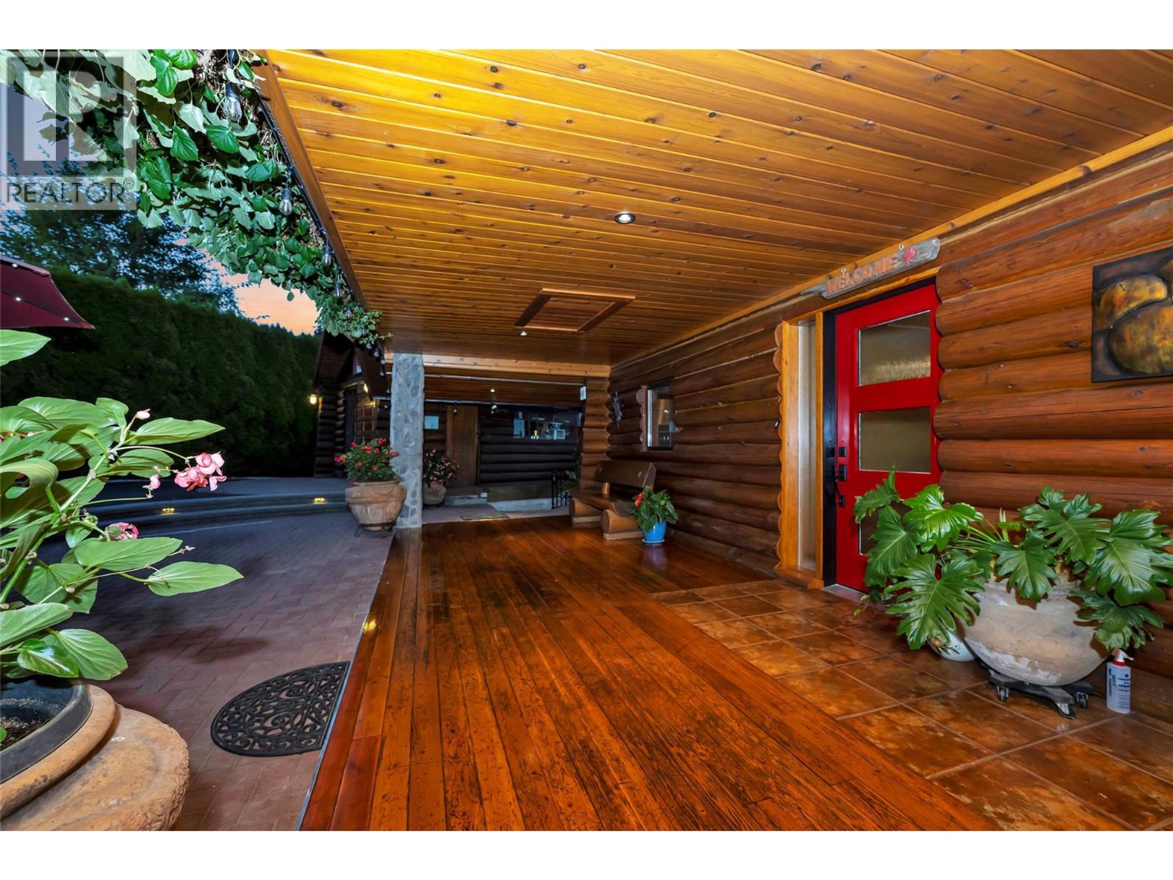 2726 TRANQUIL PLACE - 27