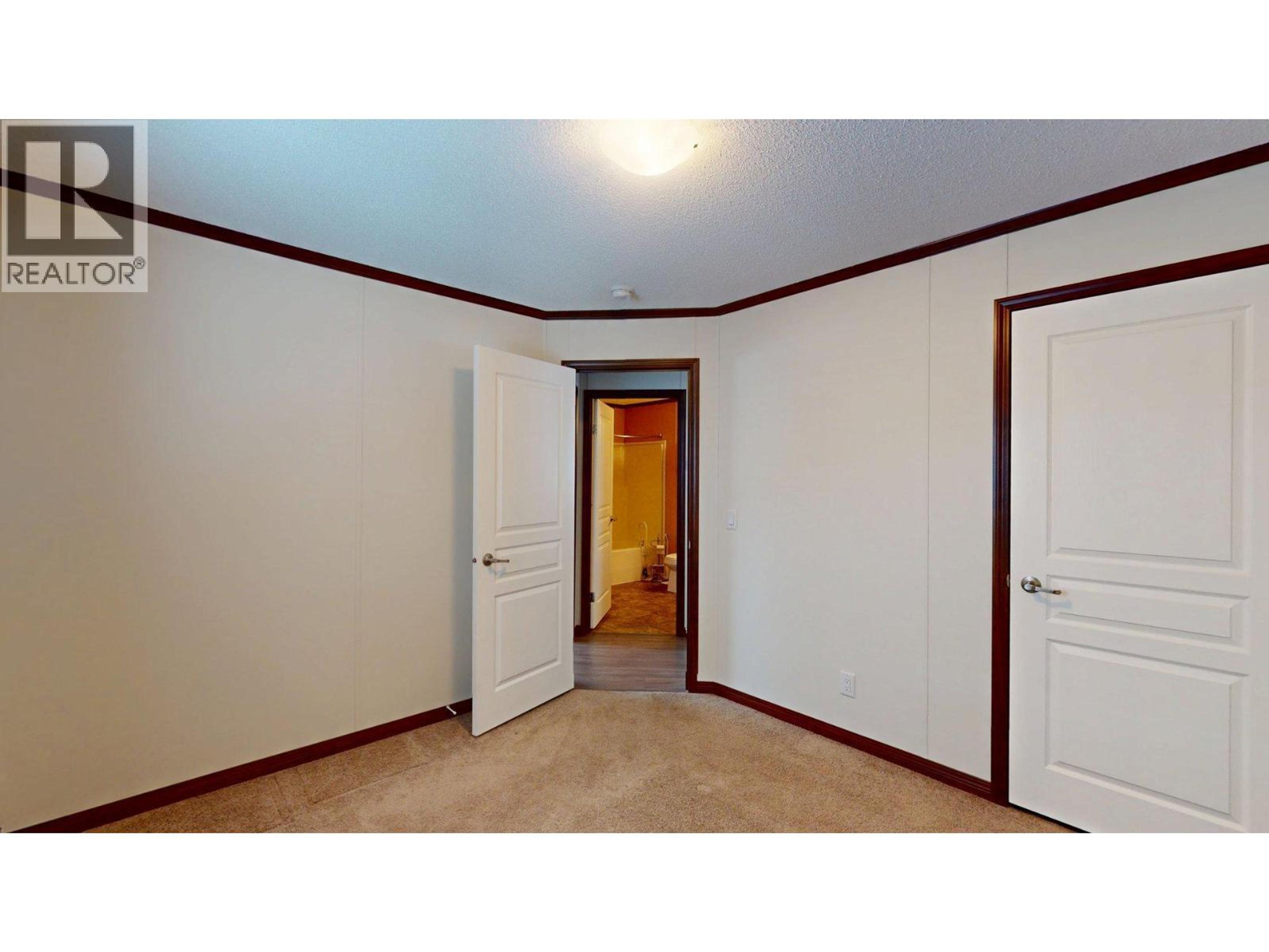 35 WILDERNESS HEIGHTS WAY - 21