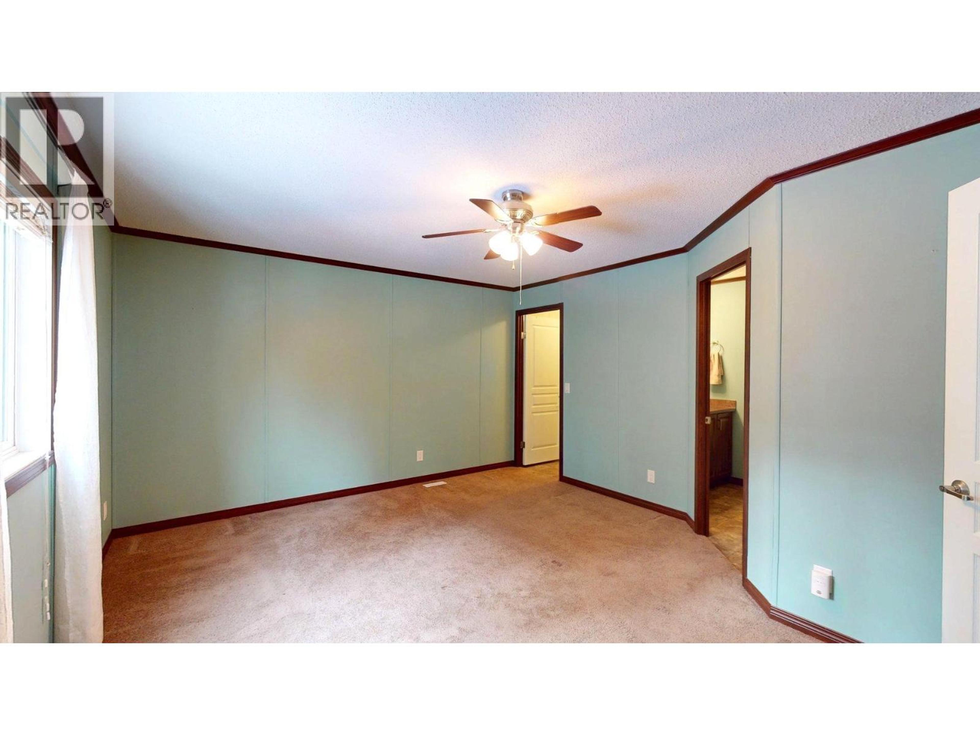 35 WILDERNESS HEIGHTS WAY - 26