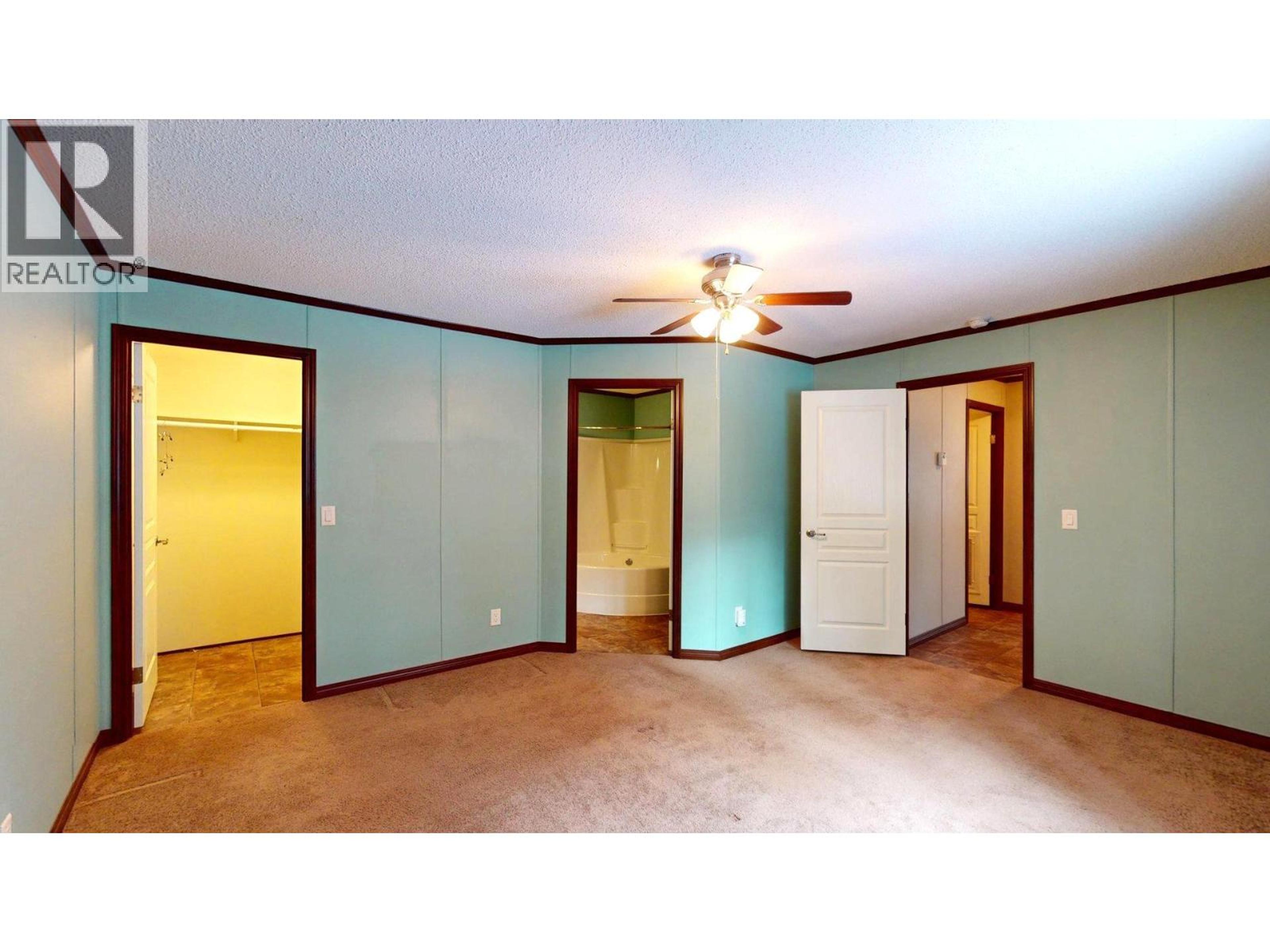 35 WILDERNESS HEIGHTS WAY - 27