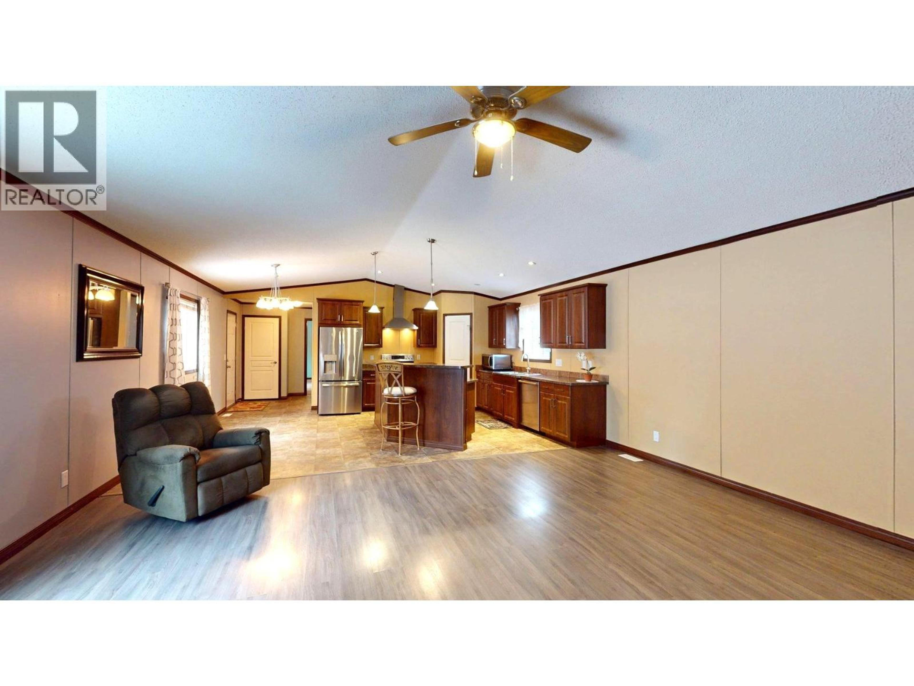 35 WILDERNESS HEIGHTS WAY - Image 3