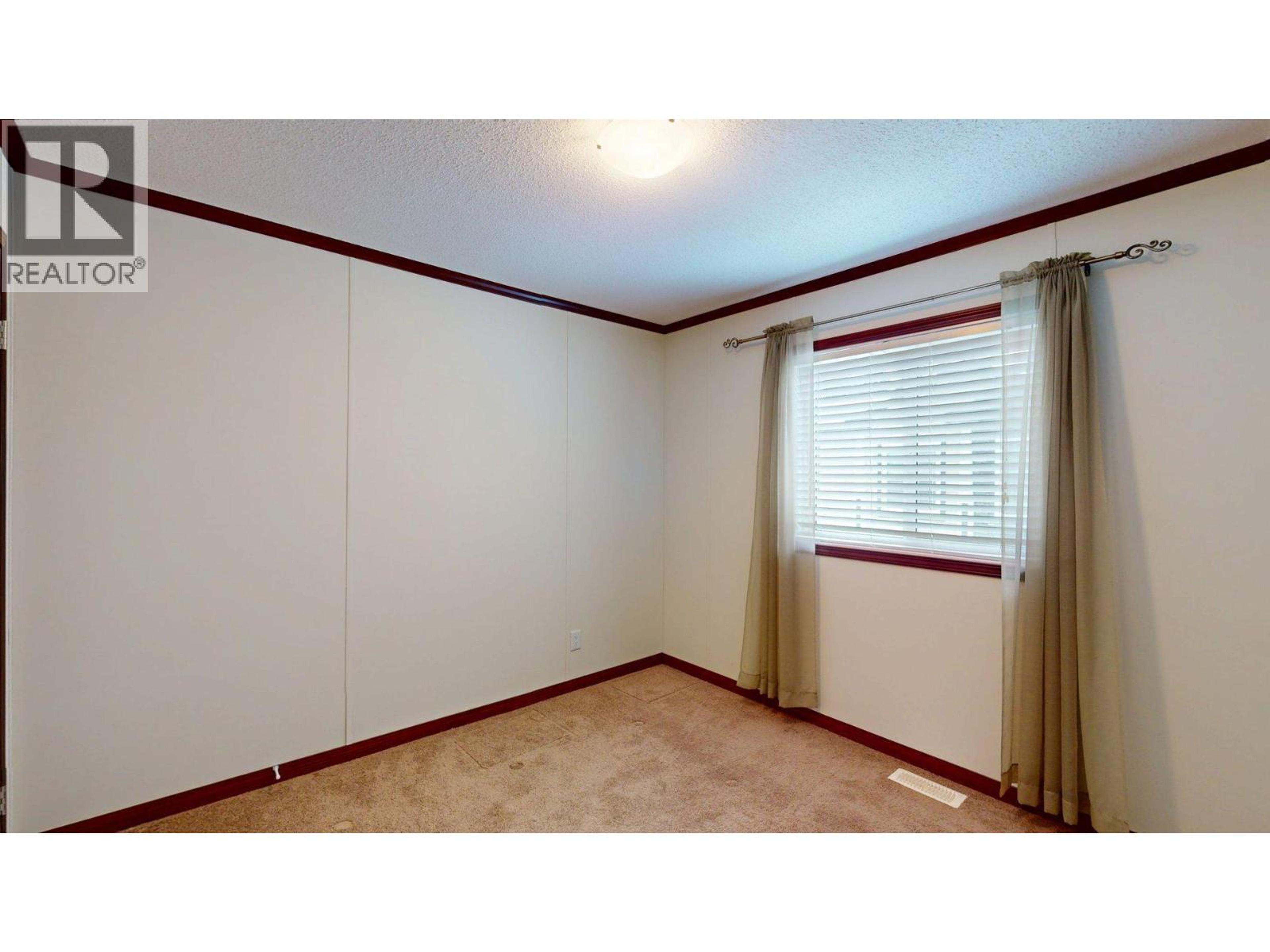 35 WILDERNESS HEIGHTS WAY - 19