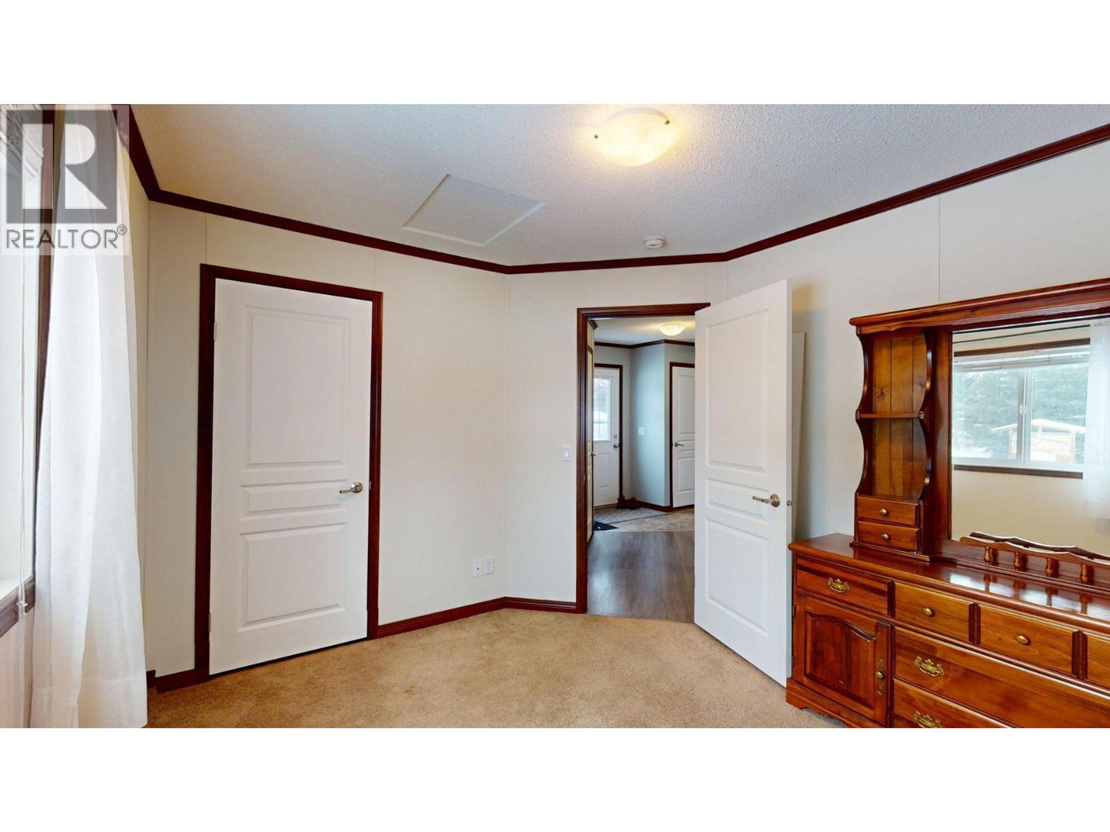 35 WILDERNESS HEIGHTS WAY - 18