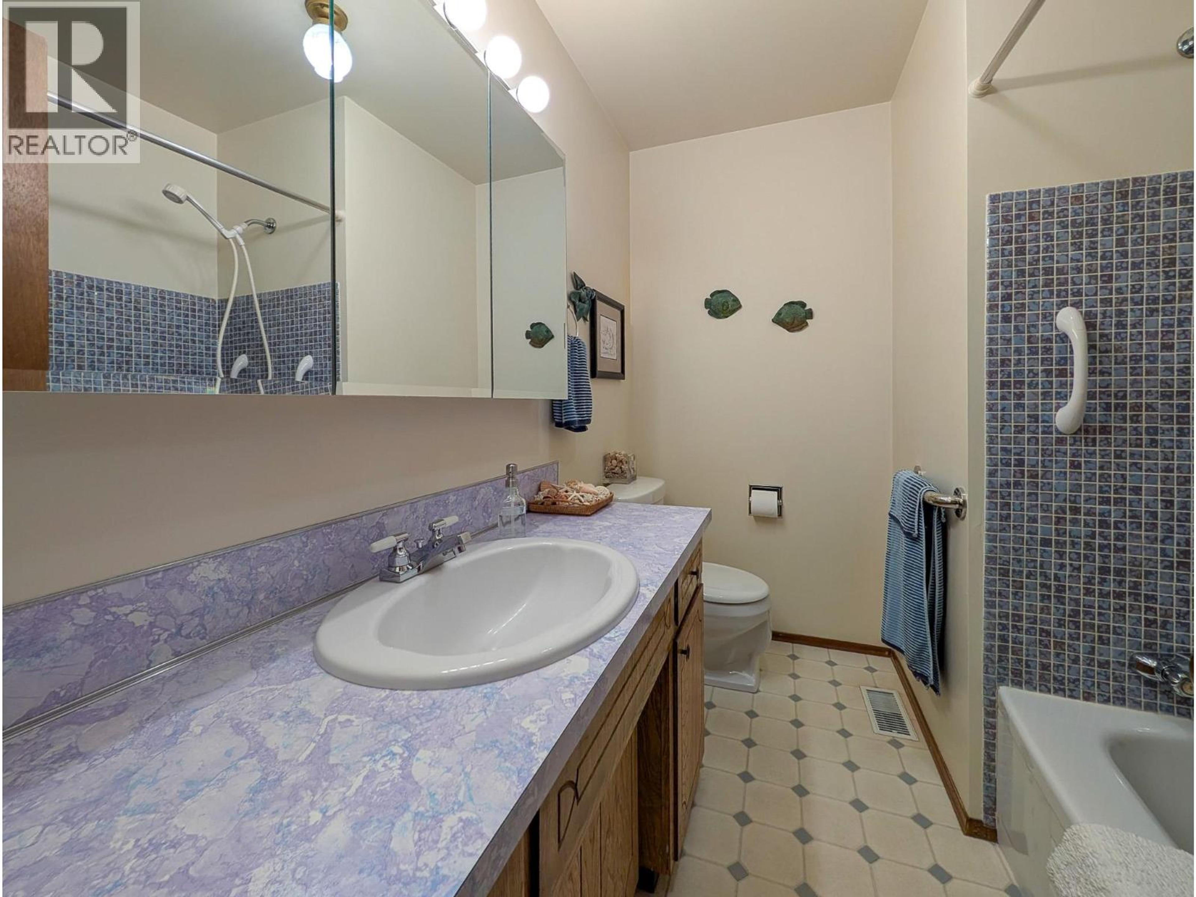 5341 DALHOUSIE DRIVE - 18