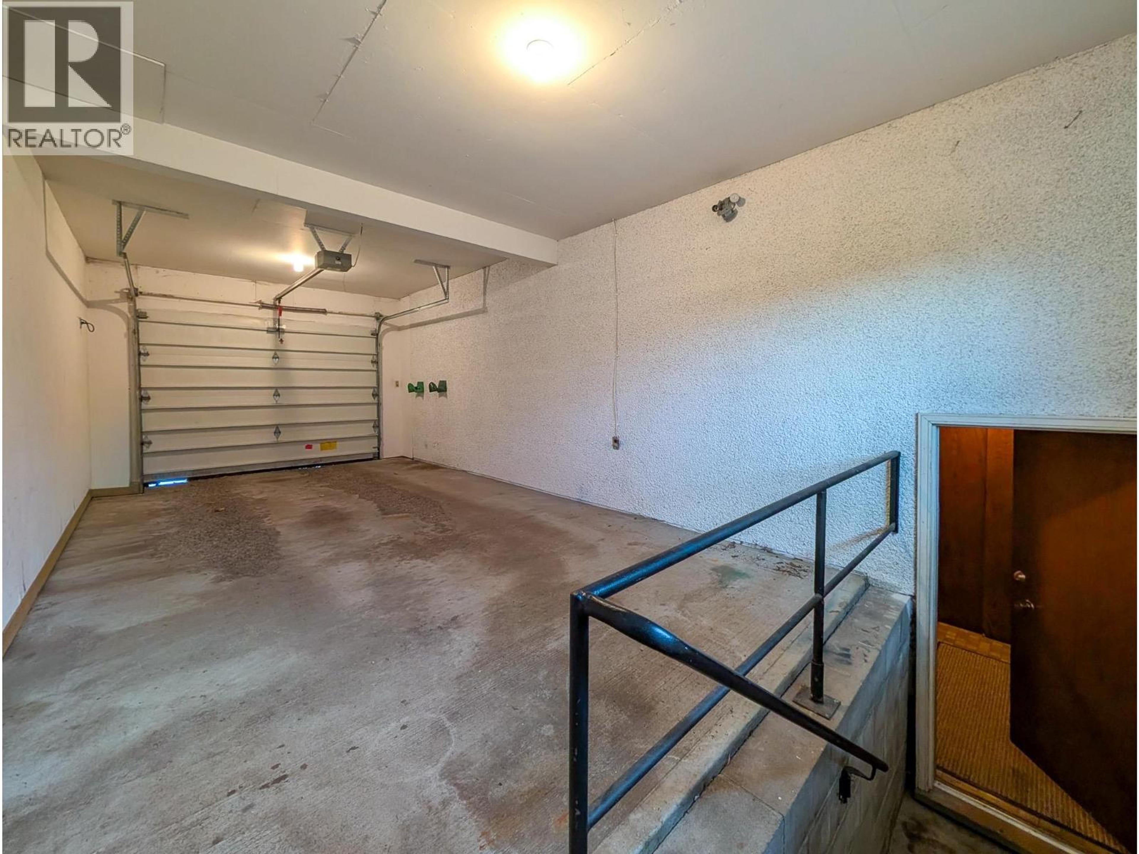 5341 DALHOUSIE DRIVE - 23