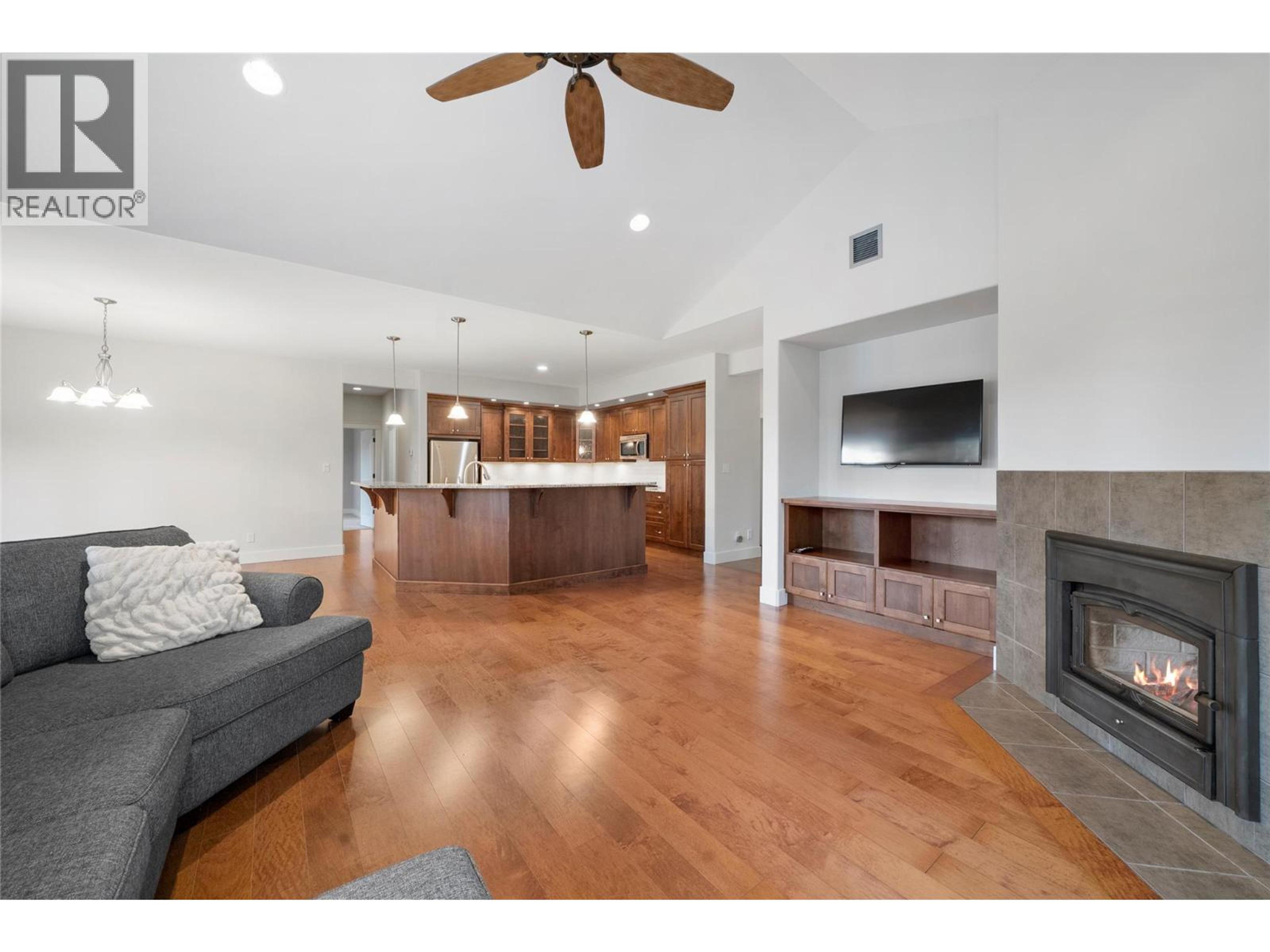 385 RIVERWIND DRIVE - 12