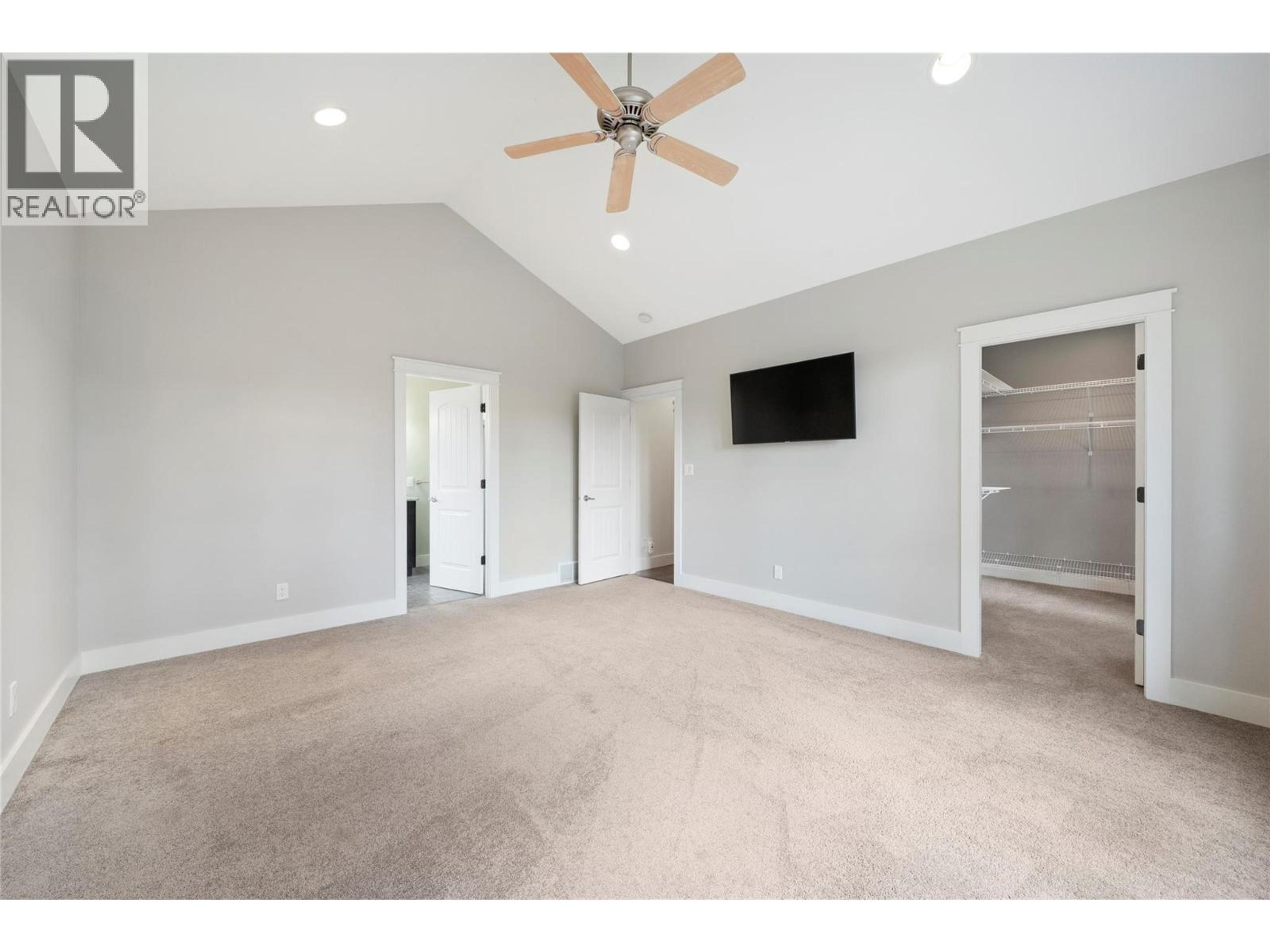 385 RIVERWIND DRIVE - 25