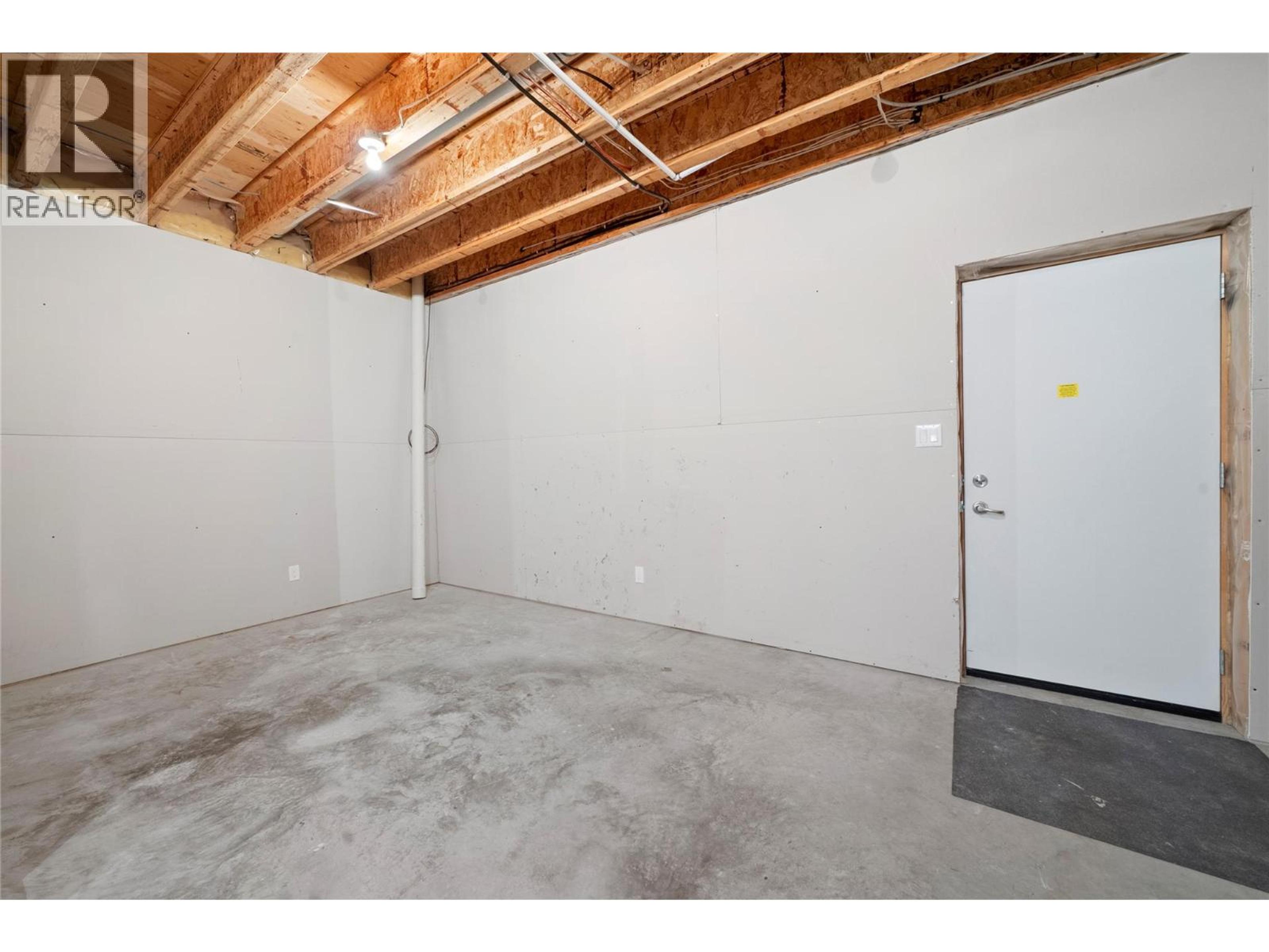 385 RIVERWIND DRIVE - 60