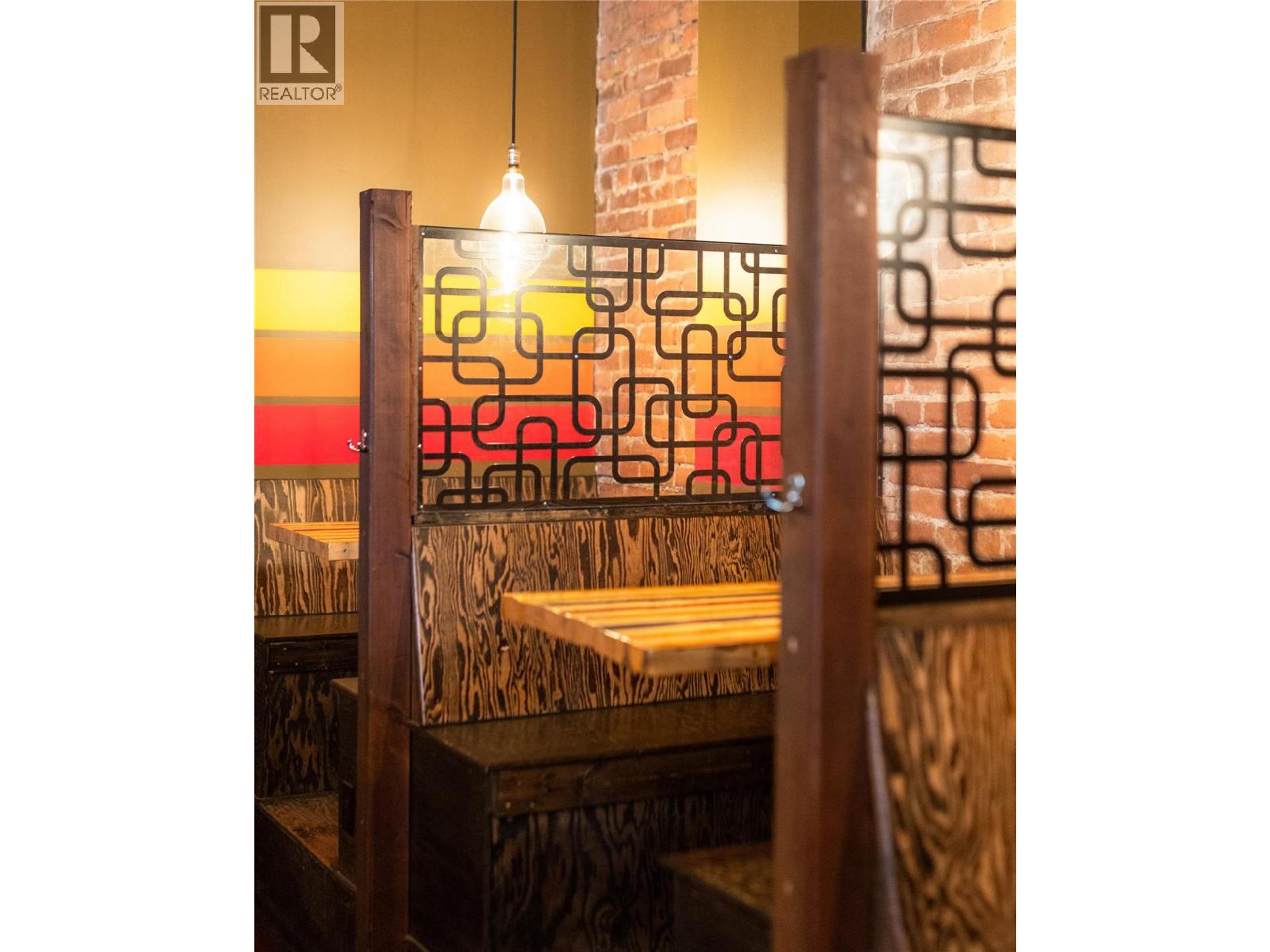 330 BAKER ST STREET - 10