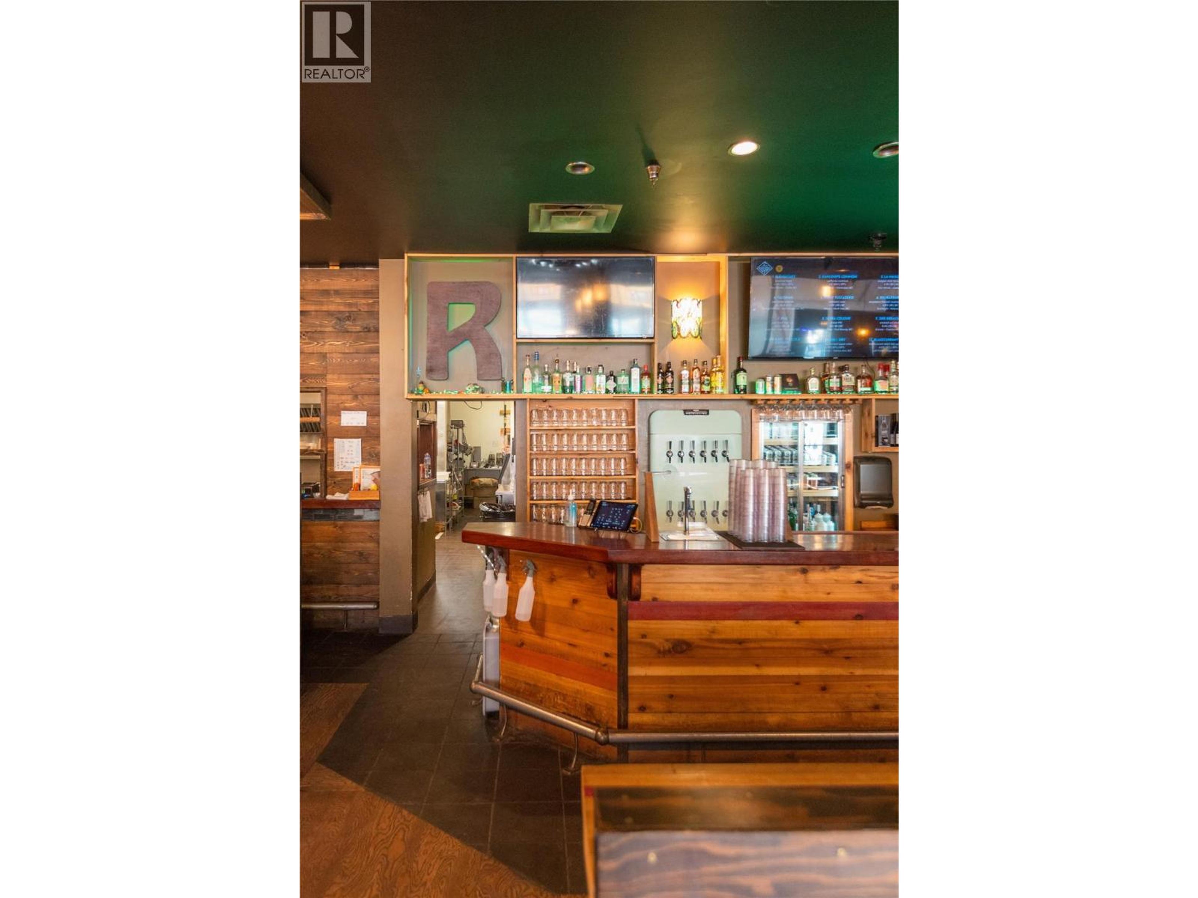 330 BAKER ST STREET - 13