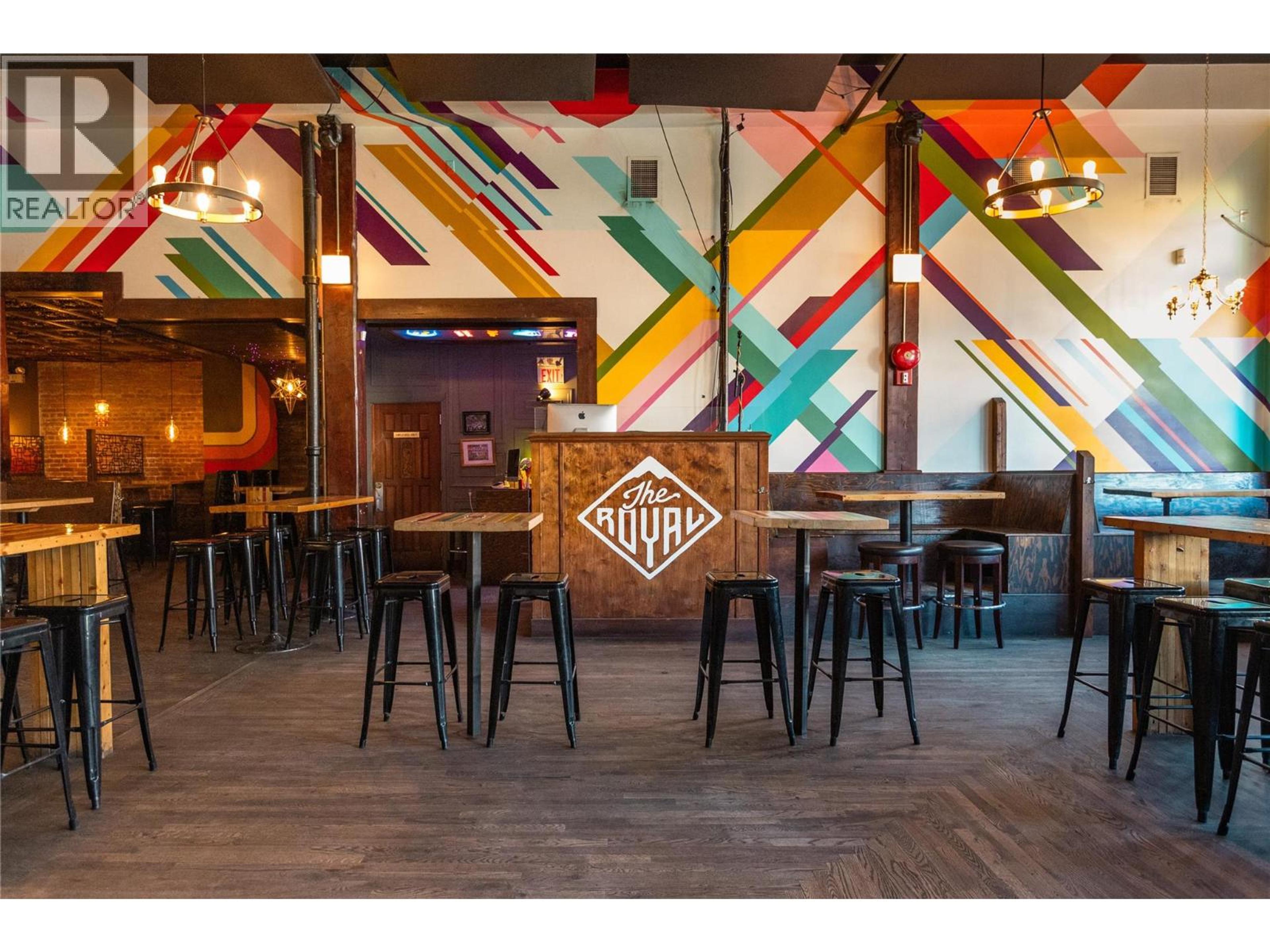 330 BAKER ST STREET - 21